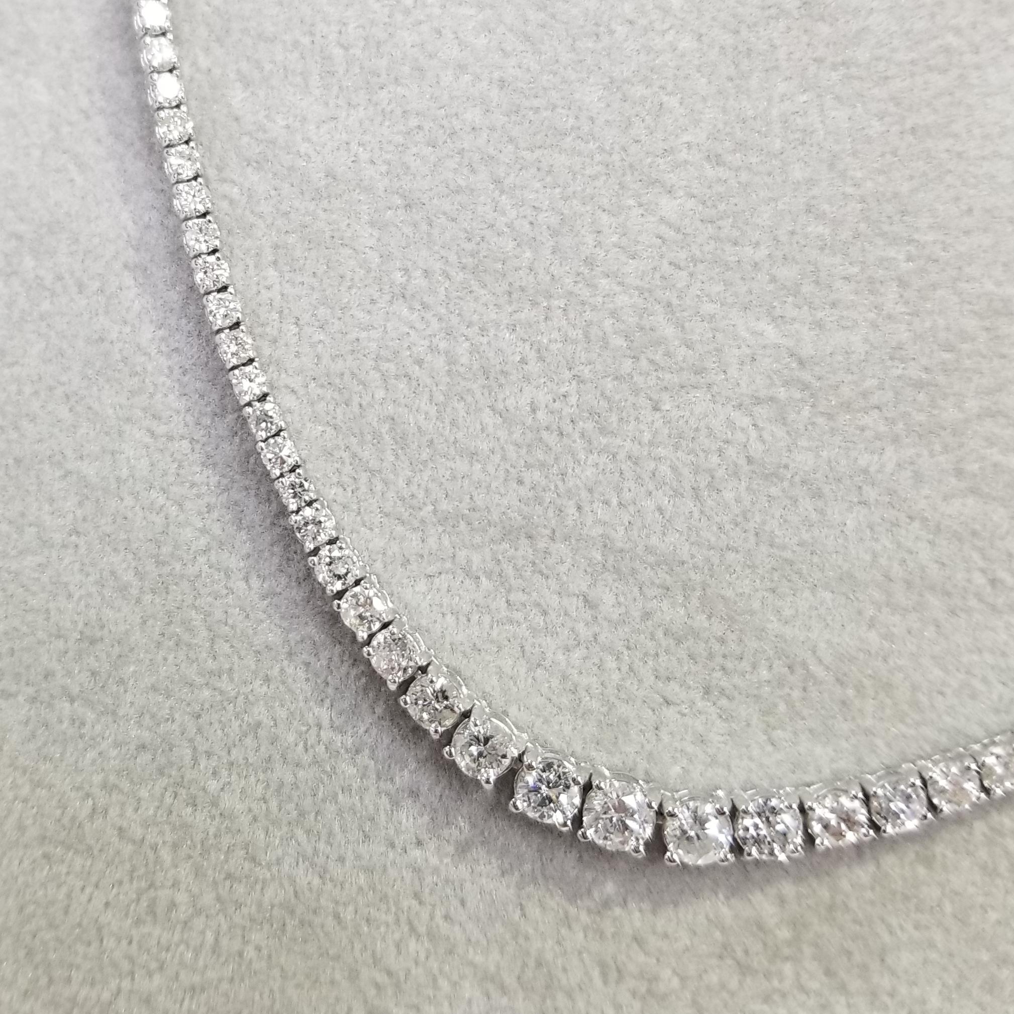 14 Karat White Gold Diamond Riviera Tennis Necklace 6.57 Carat In New Condition For Sale In Los Angeles, CA