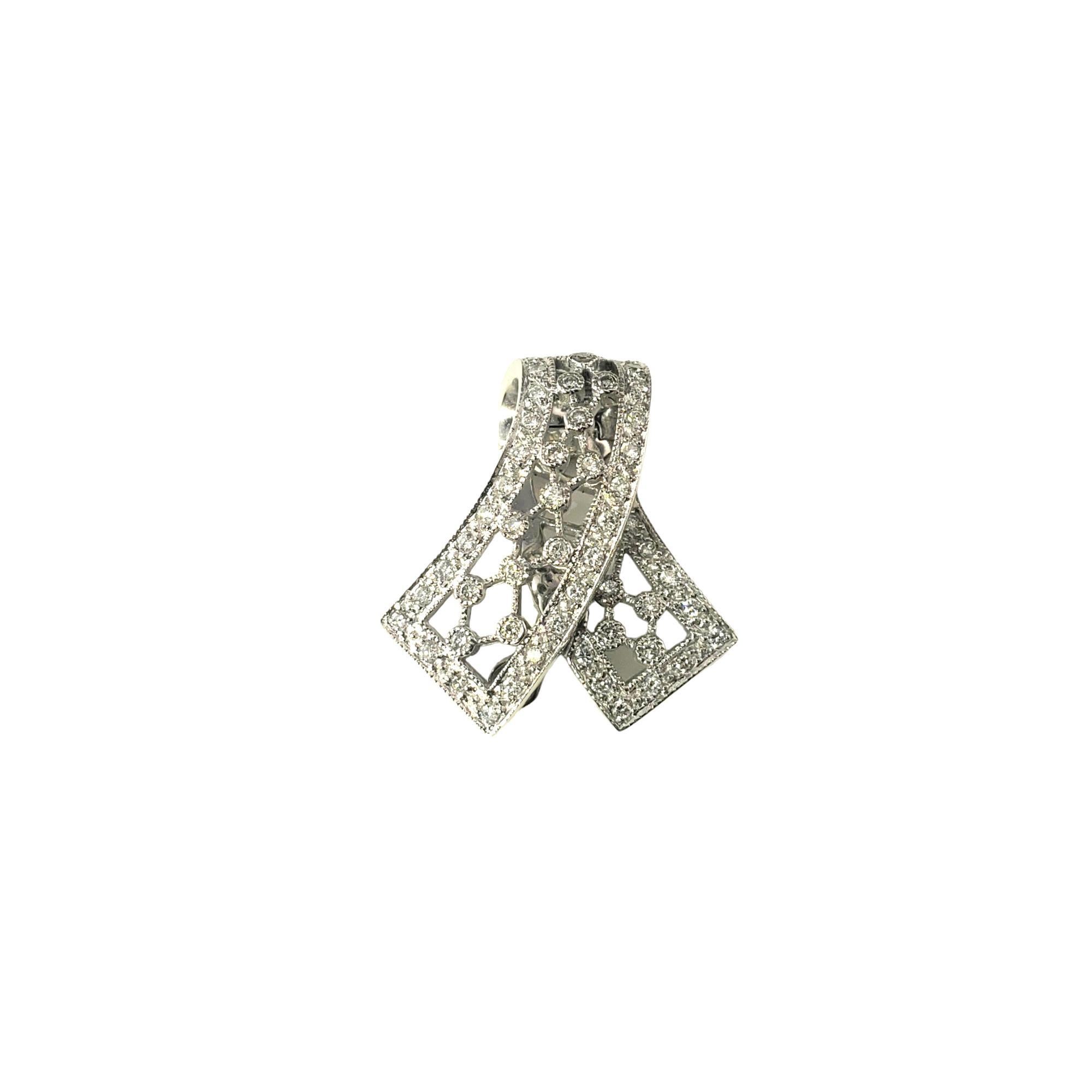 14 Karat White Gold Diamond Slide Pendant-

This sparkling slide pendant features 54 round brilliant cut diamonds set in classic 14K white gold.

Approximate total diamond weight: .30 ct.

Diamond color: H-I

Diamond clarity: SI1-VS2

Size: 22 mm x
