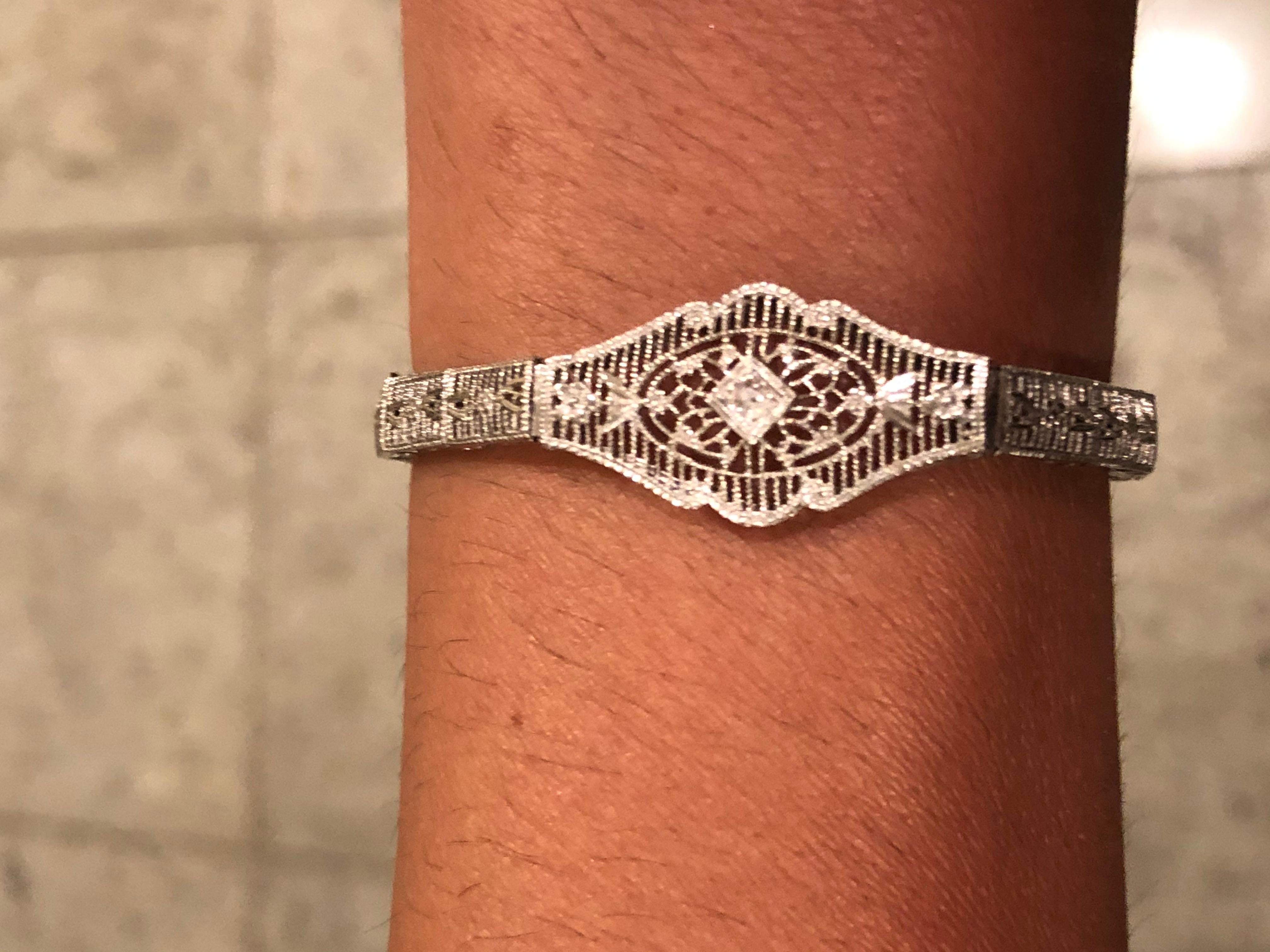 14 Karat White Gold Diamond Solitaire Bracelet Filigree Design For Sale 2