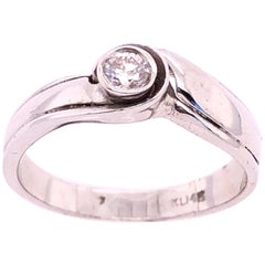 Bague de fiançailles solitaire en or blanc 14 carats avec diamant