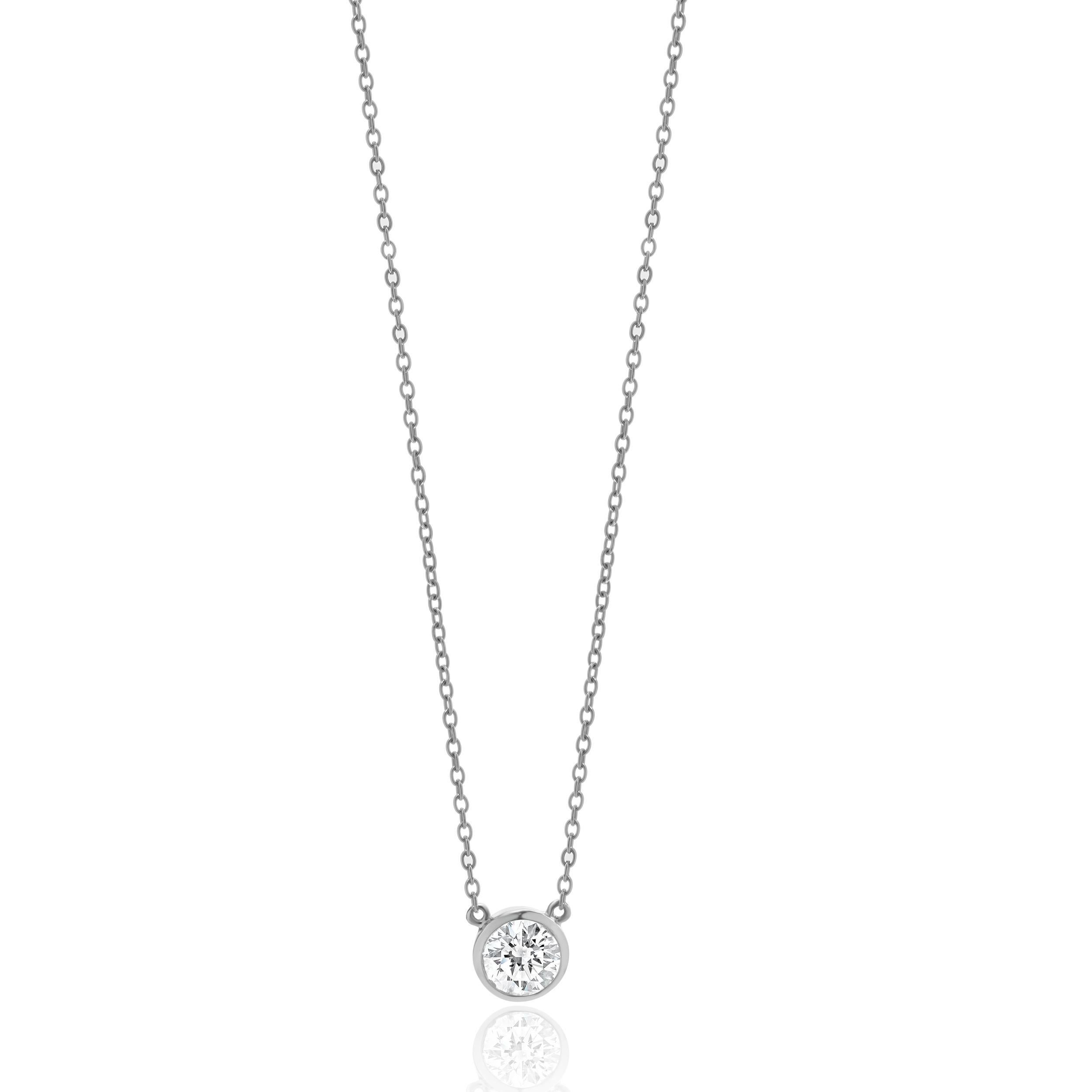 Collana con solitario di diamanti in oro bianco 14 carati