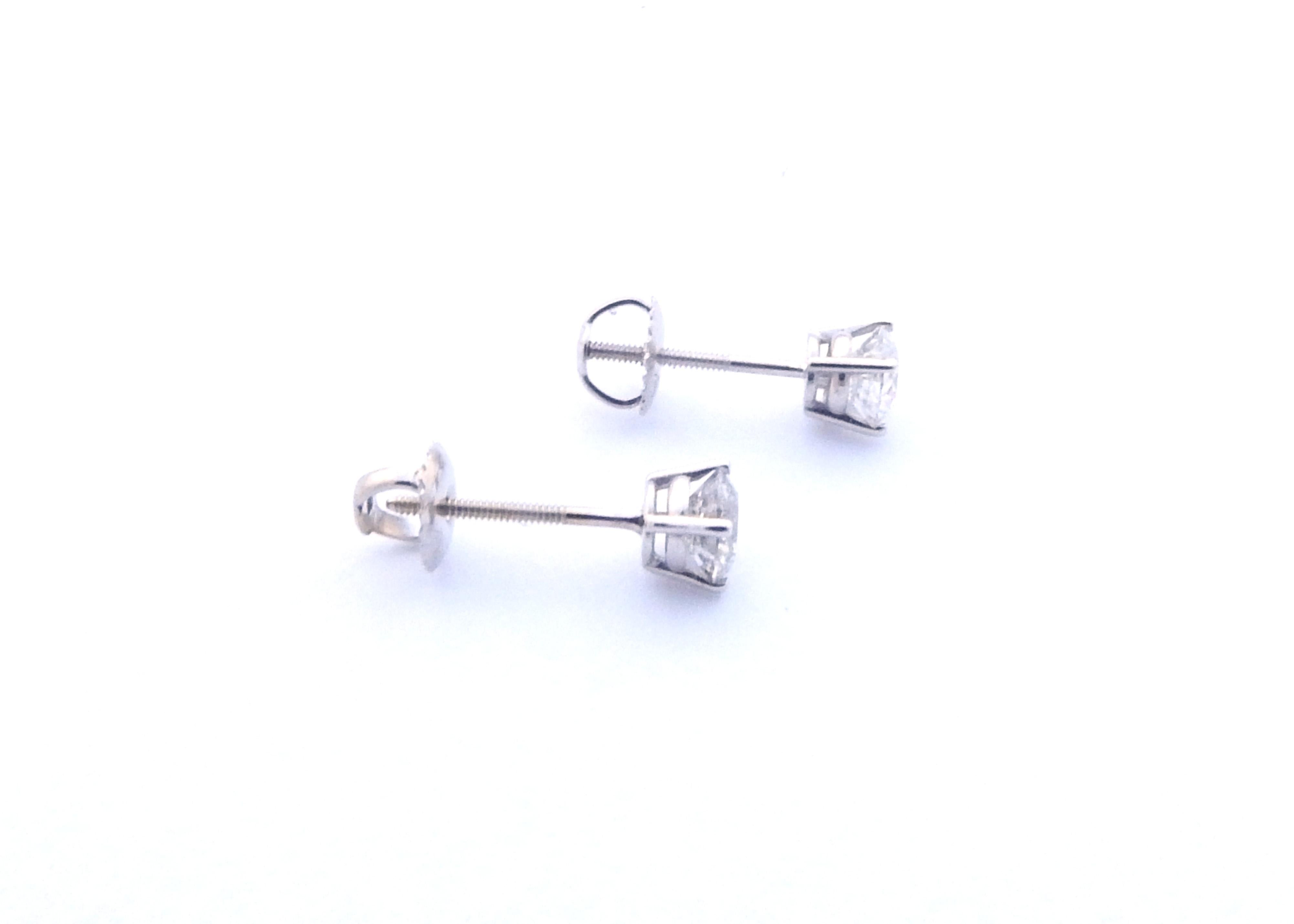 14 Karat White Gold Diamond Stud Earrings 1.0 Carat 4