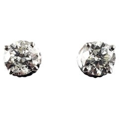 Clous d'oreilles en or blanc 14 carats et diamants n° 14779