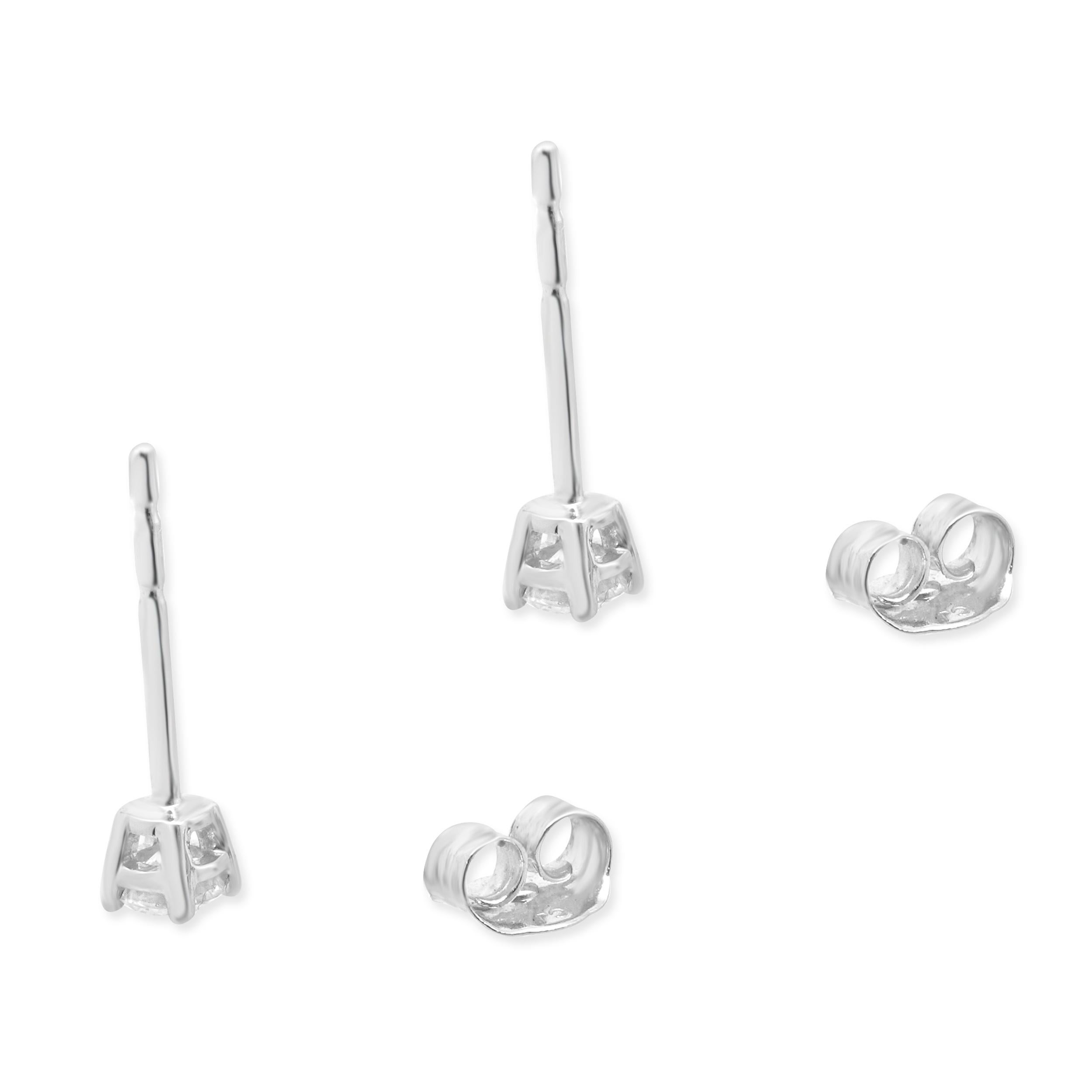 Boucles d'oreilles en or blanc 14 carats avec diamants Excellent état - En vente à Scottsdale, AZ