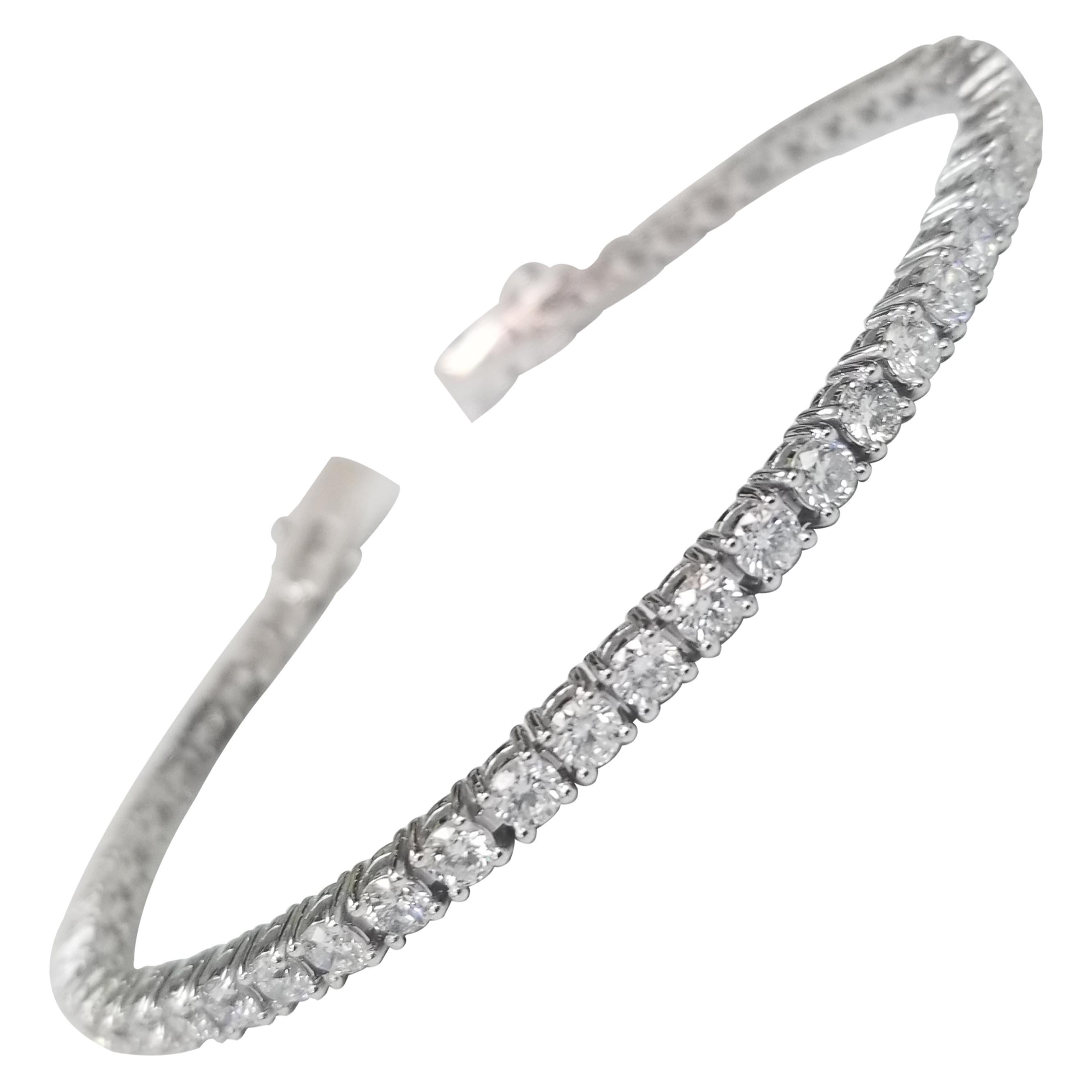 Bracelet tennis en or blanc 14 carats avec diamants de 5,75 carats