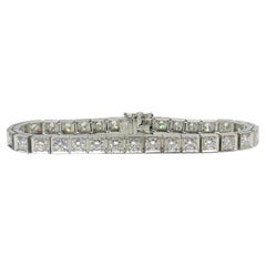 Retro 14 Karat White Gold Diamond Tennis Bracelet