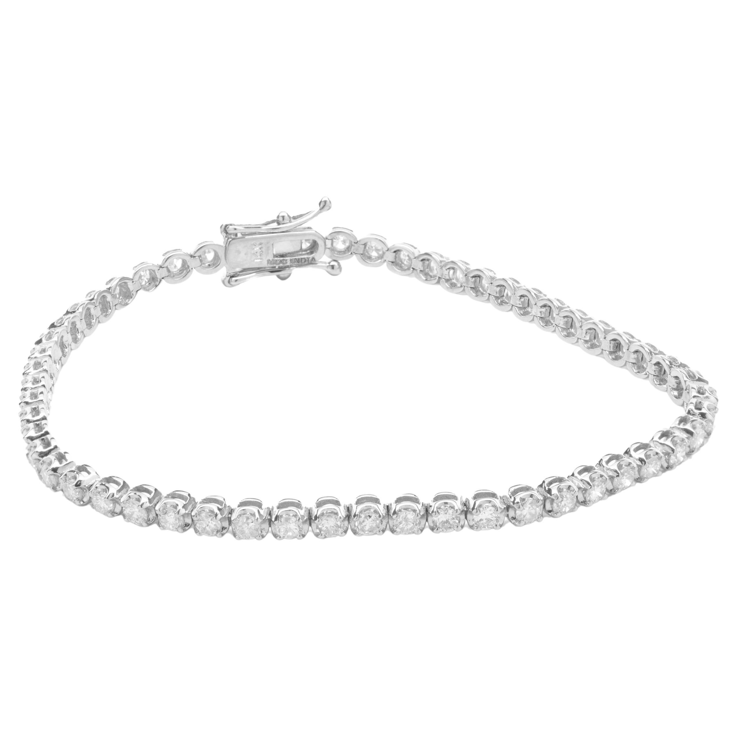 14 Karat White Gold Diamond Tennis Bracelet For Sale