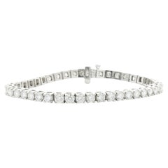 14 Karat White Gold Diamond Tennis Bracelet