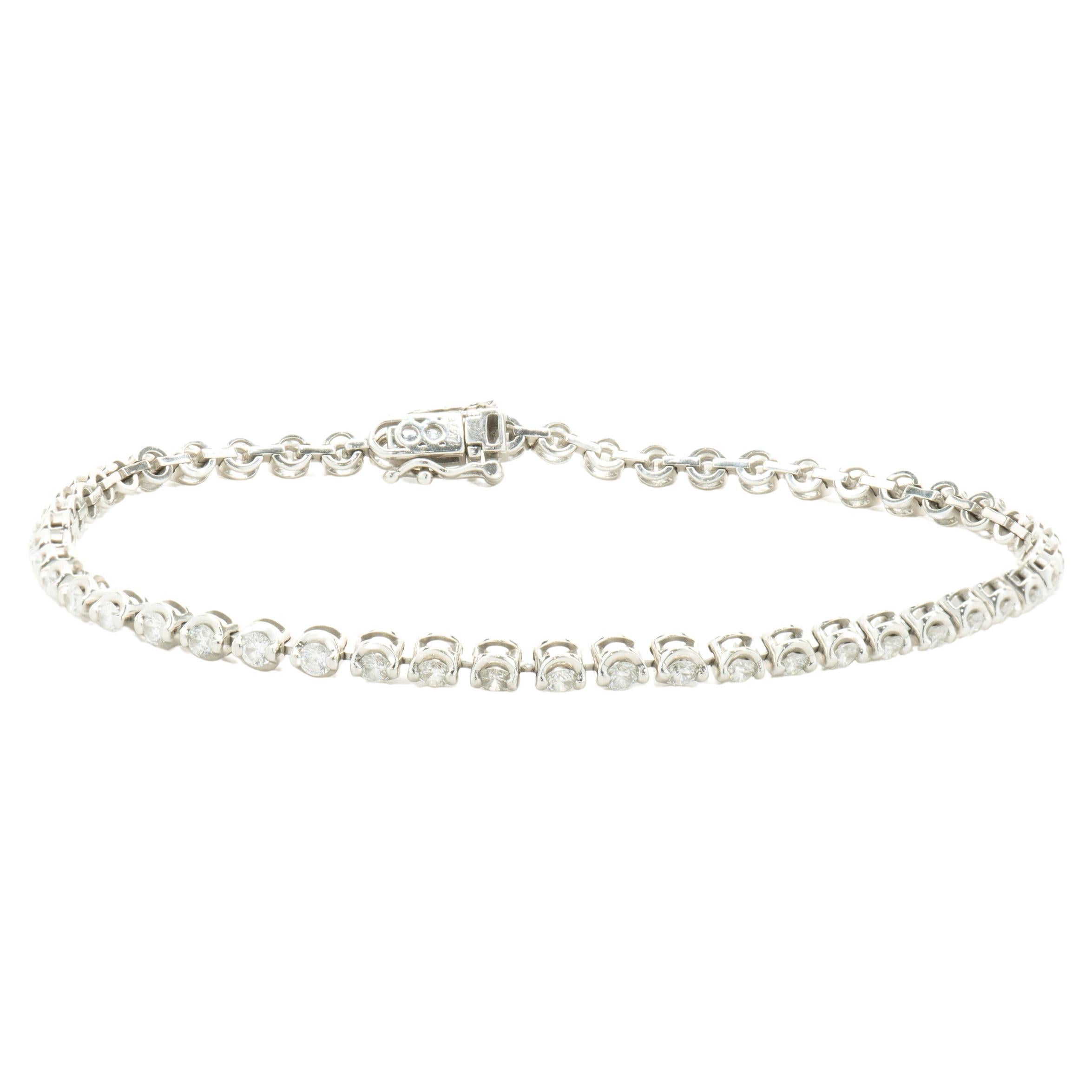 14 Karat White Gold Diamond Tennis Bracelet For Sale