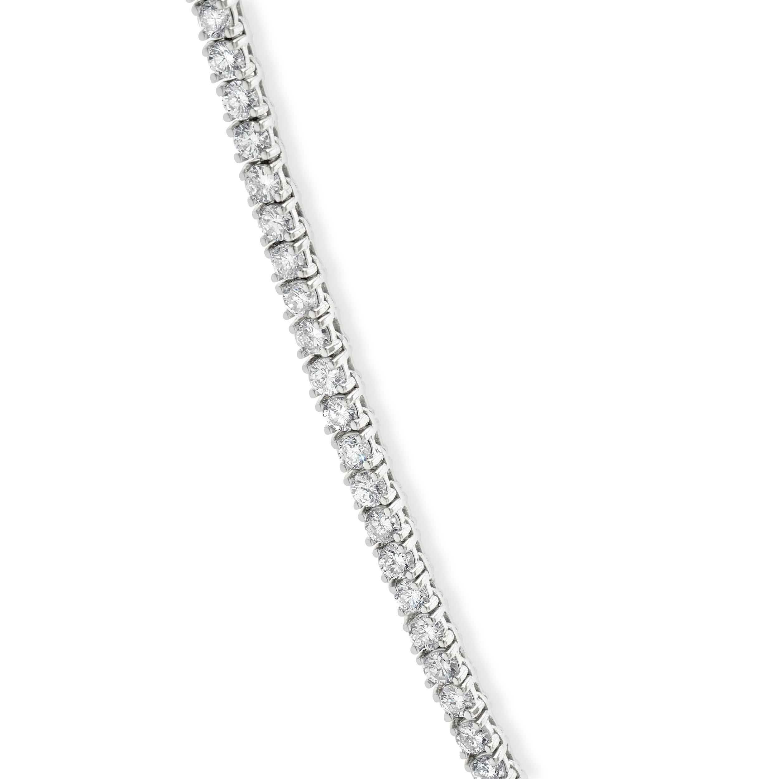 Designer: custom
Material: 14K white gold
Diamonds: 225 round brilliant cut = 20.86cttw
Color: G-H
Clarity: I1
Weight: 49.67 grams
Dimensions: necklace measures 28-inches long