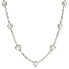 14 Karat Weißgold Diamant-Tennis-Halskette mit Diamanten im Rosenschliff-Diamanten Stationen