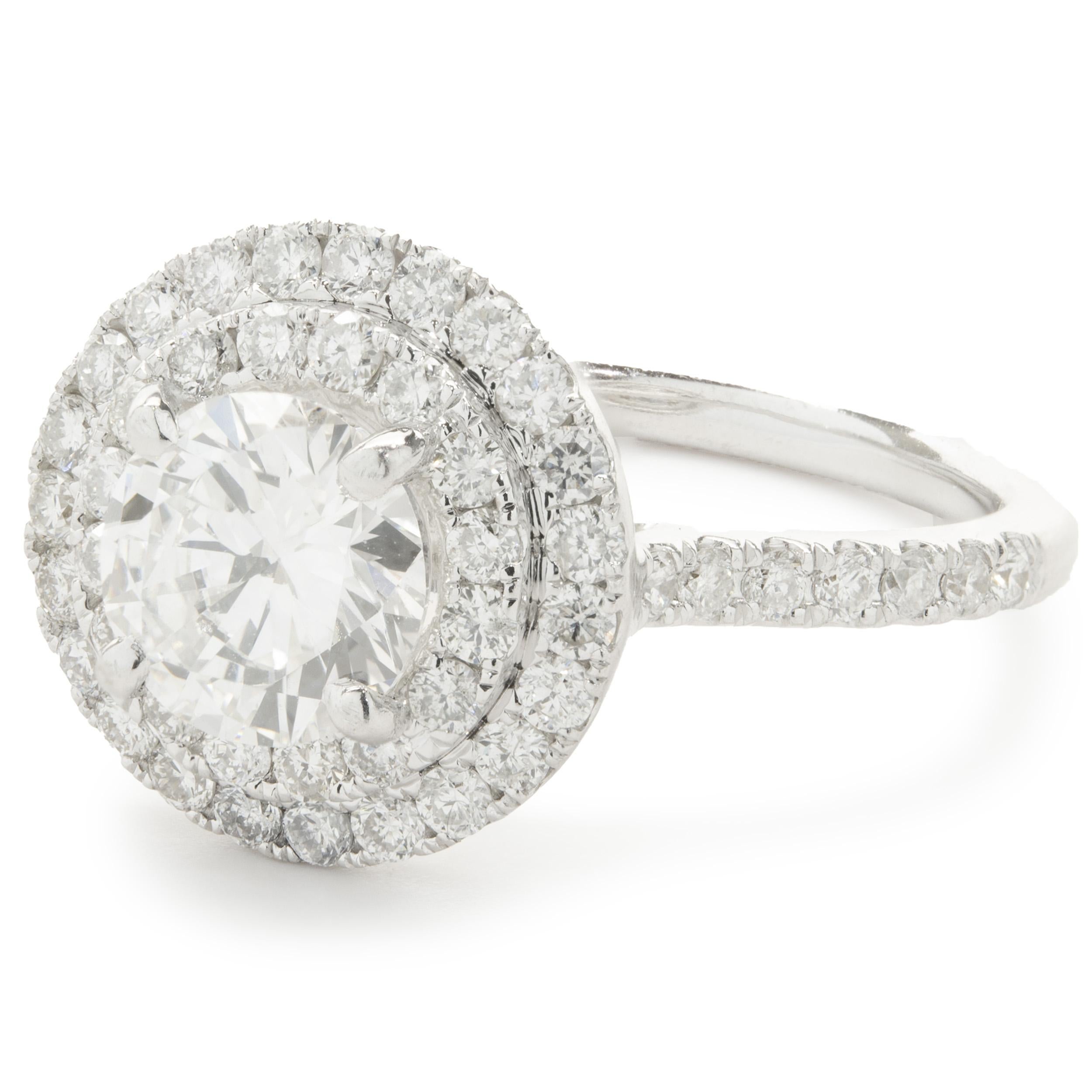 14 Karat White Gold Diamond Wed Set In Excellent Condition For Sale In Scottsdale, AZ
