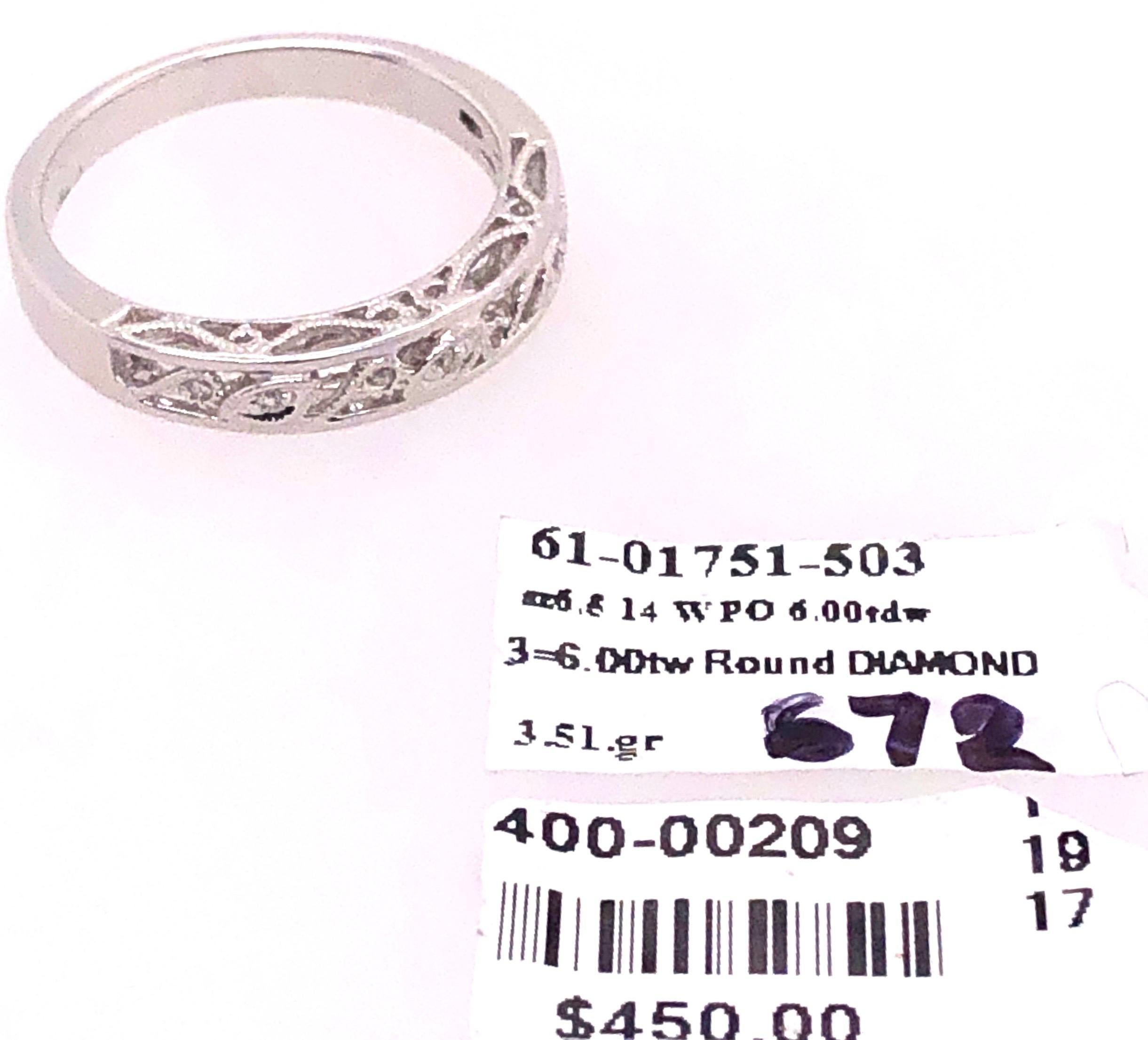 Round Cut 14 Karat White Gold Diamond Wedding Band Anniversary Filigree Ring For Sale