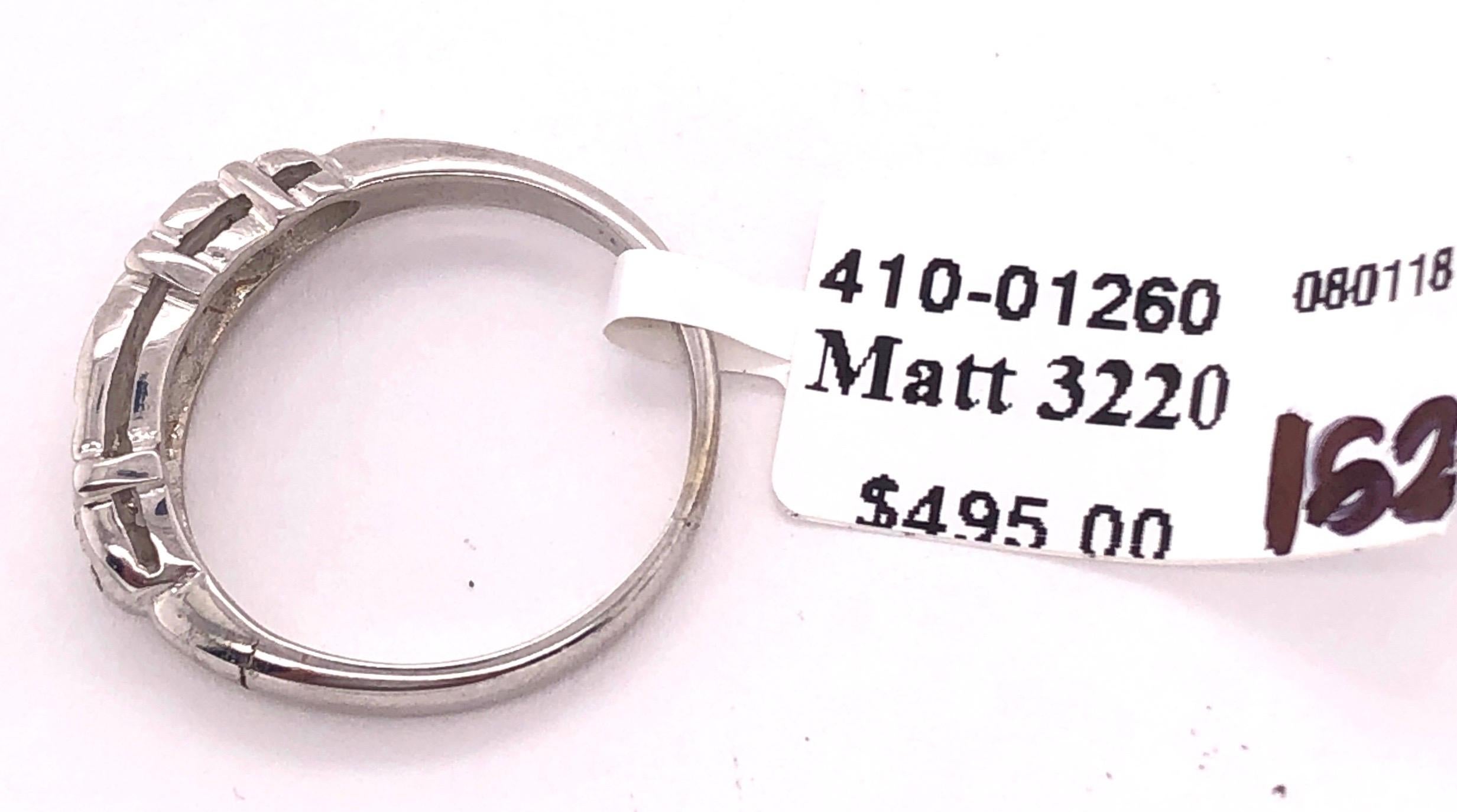 14 Karat White Gold Diamond Wedding Band Bridal Ring with Five Diamonds For Sale 2