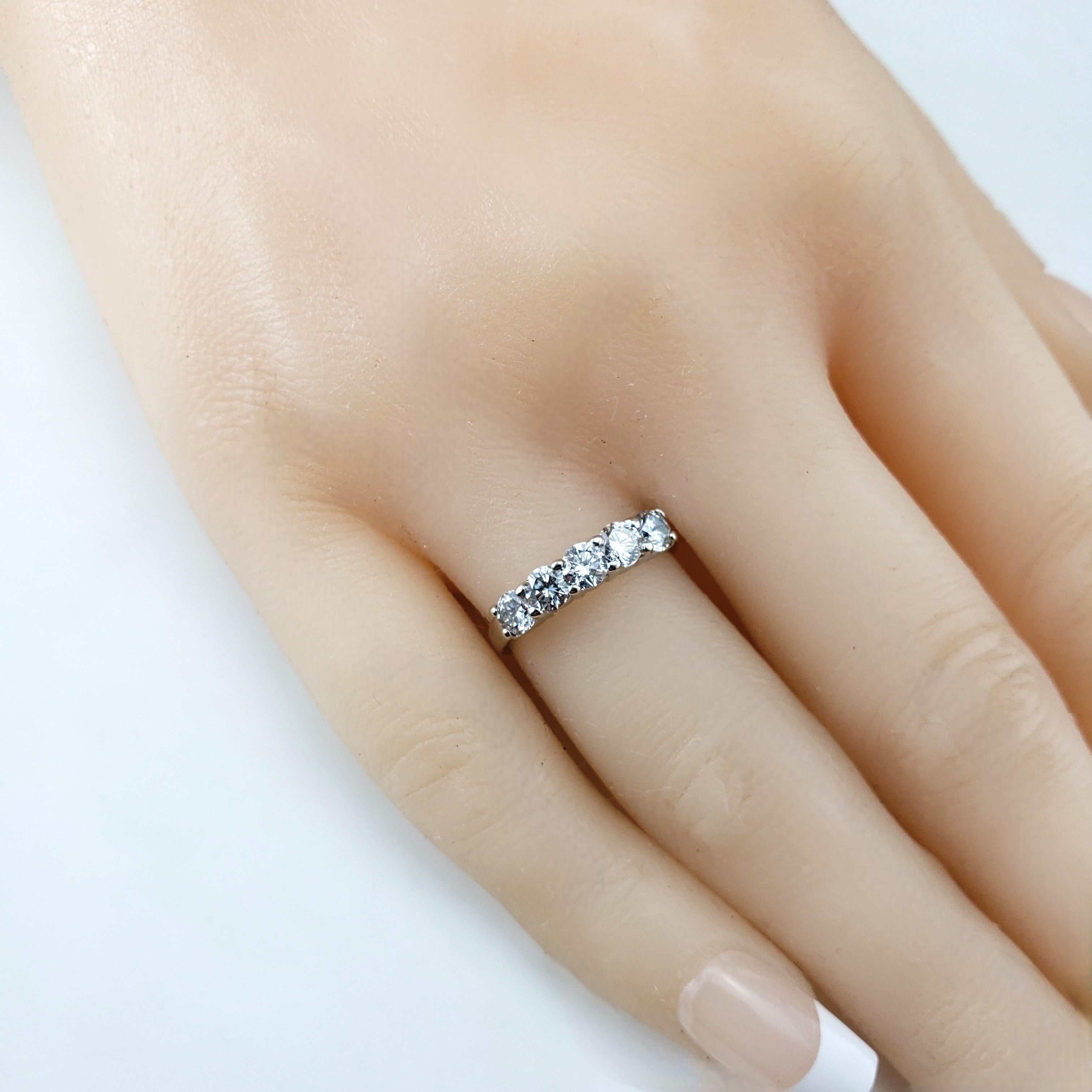 14 Karat White Gold Diamond Wedding Band Ring Size 5 #20516 For Sale 1