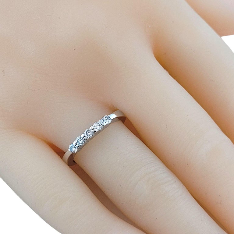 14 Karat White Gold Diamond Wedding Band Ring For Sale at 1stDibs