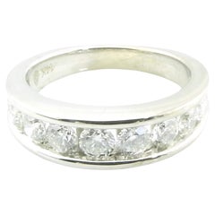 Vintage 14 Karat White Gold Diamond Wedding Band Size 7.5 #5284