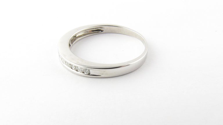 14 Karat White Gold Diamond Wedding Band For Sale at 1stDibs