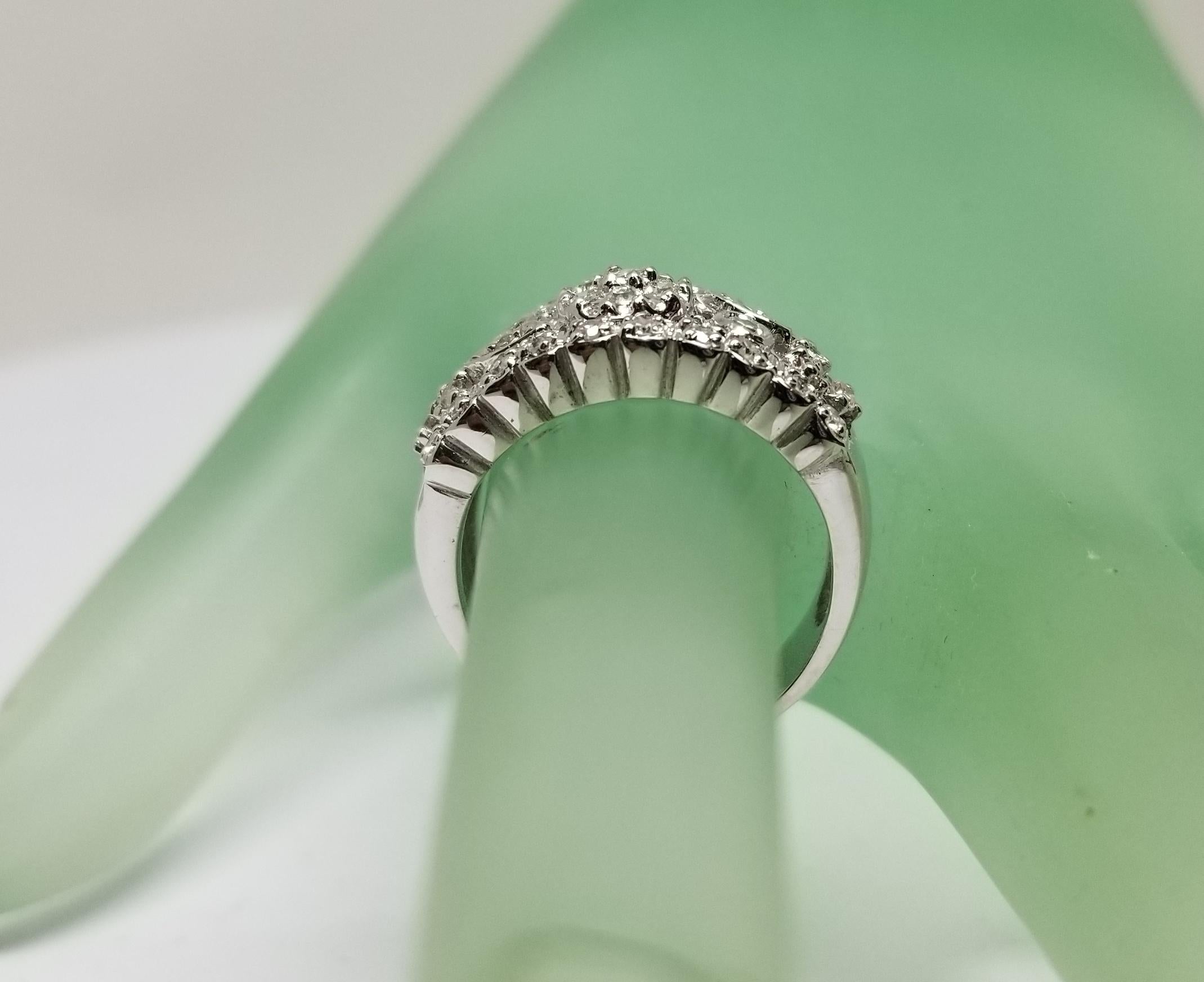 14 Karat White Gold Diamond Wedding Ring For Sale 1