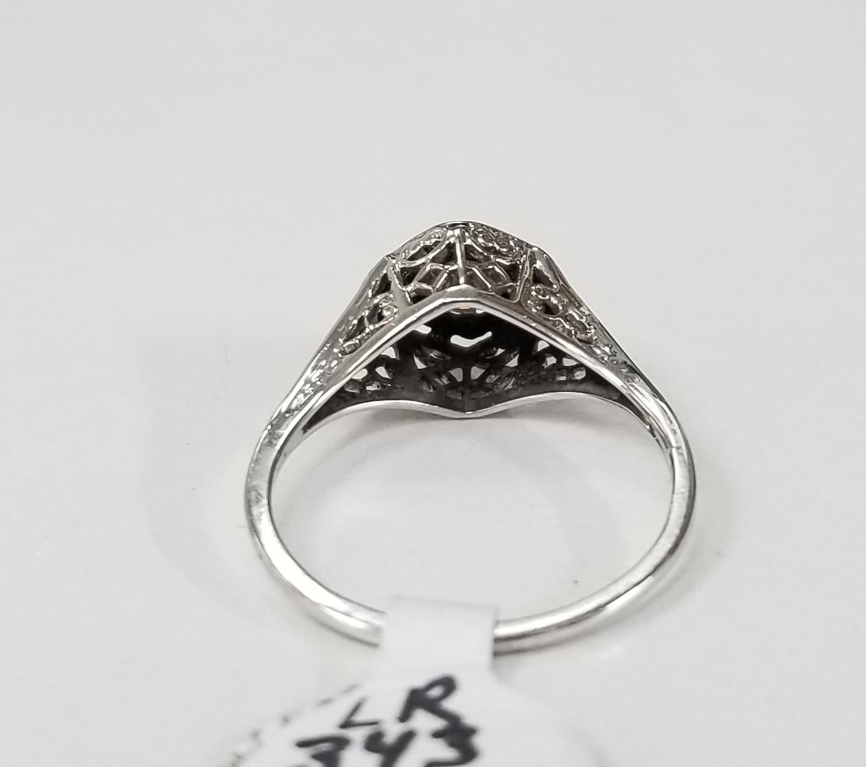 14 Karat Weißgold Diamant Hochzeit Vintage aussehender Ring (Rundschliff) im Angebot
