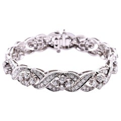 14 Karat White Gold Diamond X Link Bracelet