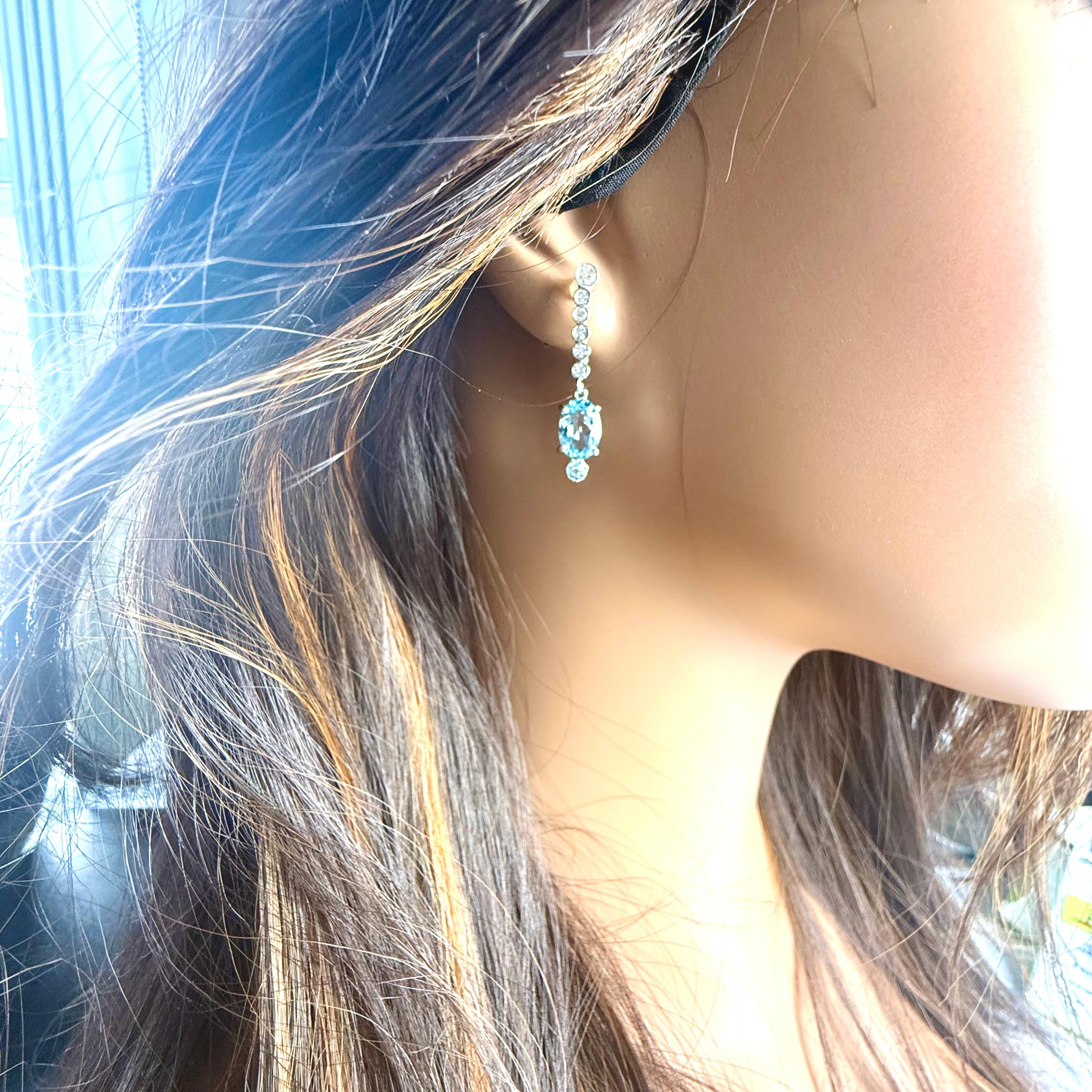 Women's 14 Karat White Gold Earrings Pair Natural Santa Maria Aquamarines and Diamonds