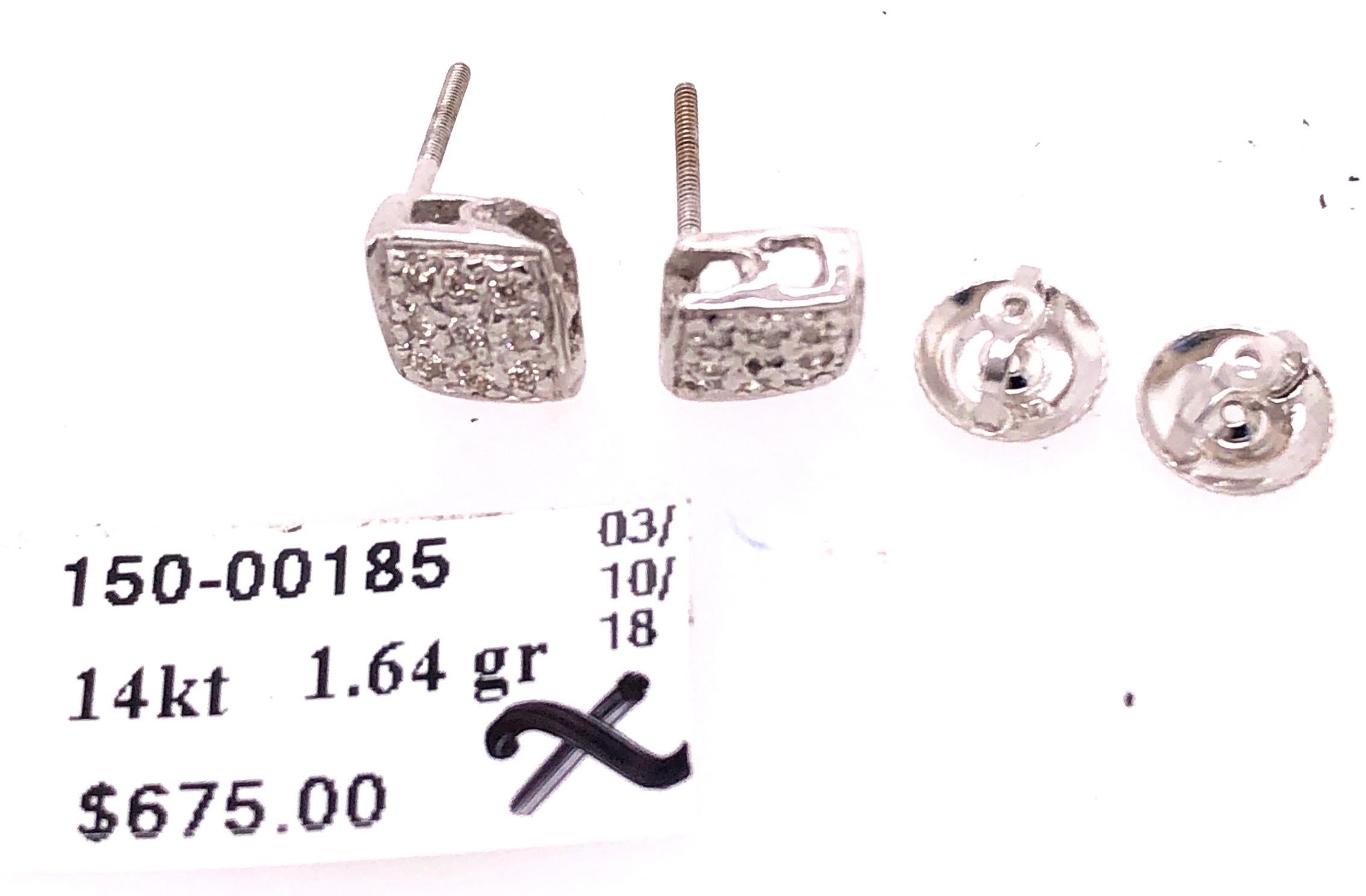 14 Karat White Gold Earrings with Round Diamonds 0.20 TDW For Sale 1