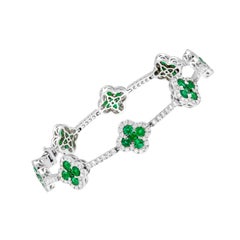 14 Karat White Gold Emerald '3.32 Ct' and Diamond '2.35 Ct' Flower Bracelet