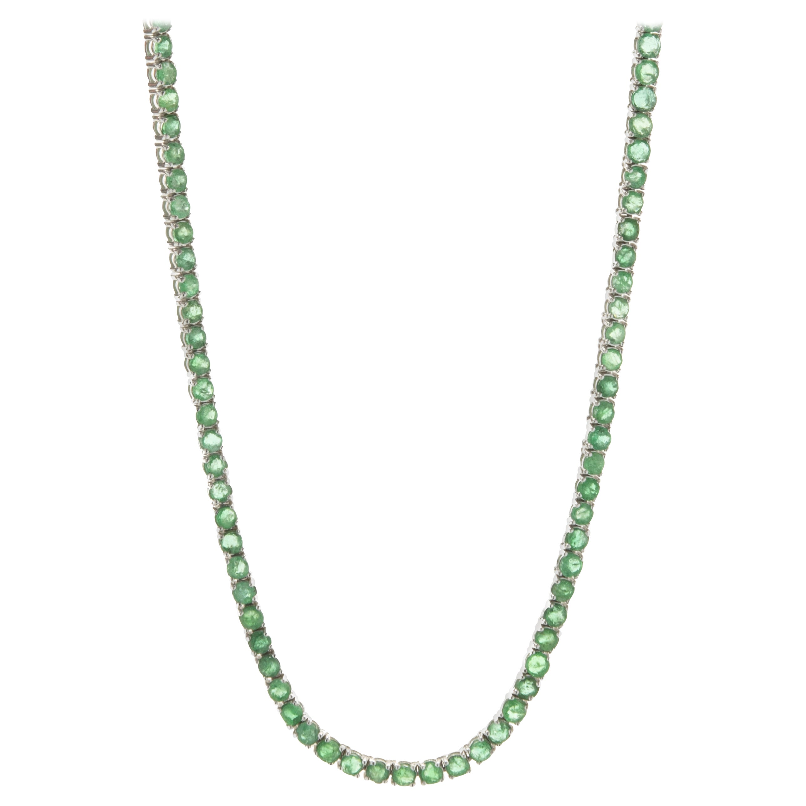 Verstellbare Choker-Halskette aus 14 Karat Weißgold mit Smaragd