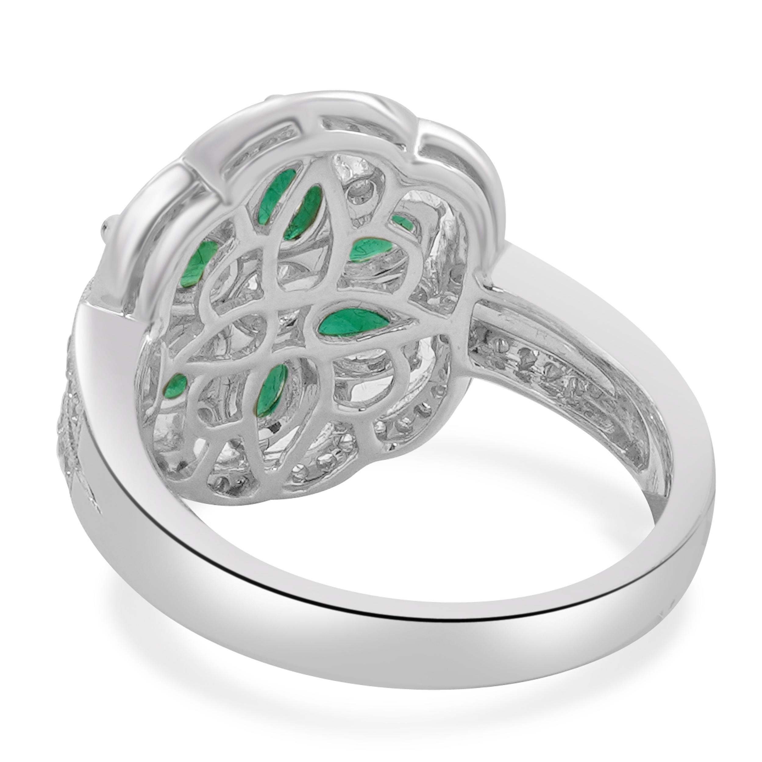 Anello con fiore di smeraldo e diamante in oro bianco 14 carati In condizioni buone in vendita a Scottsdale, AZ