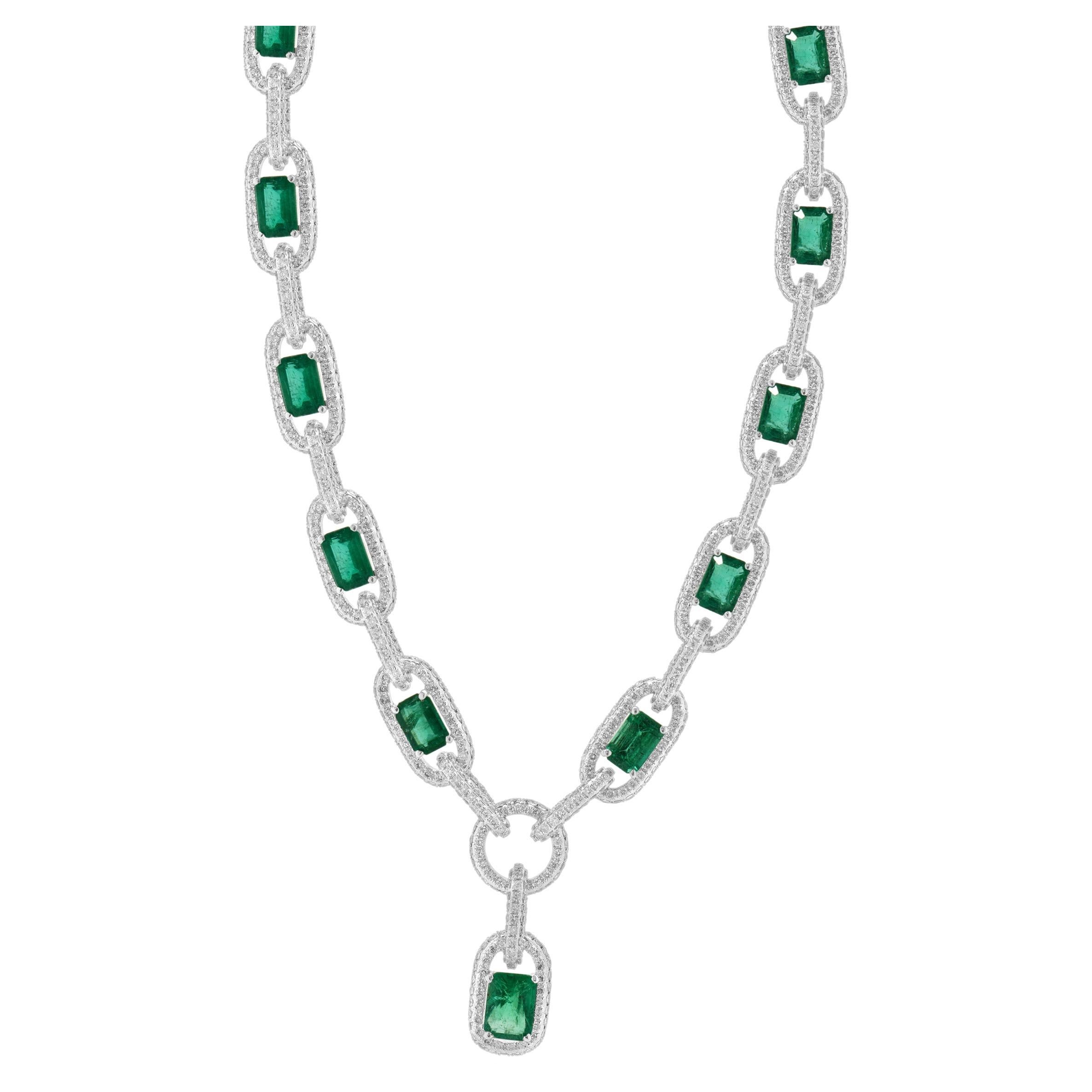 Collar Link Ovalado de Esmeraldas y Diamantes en Oro Blanco de 14 Kilates