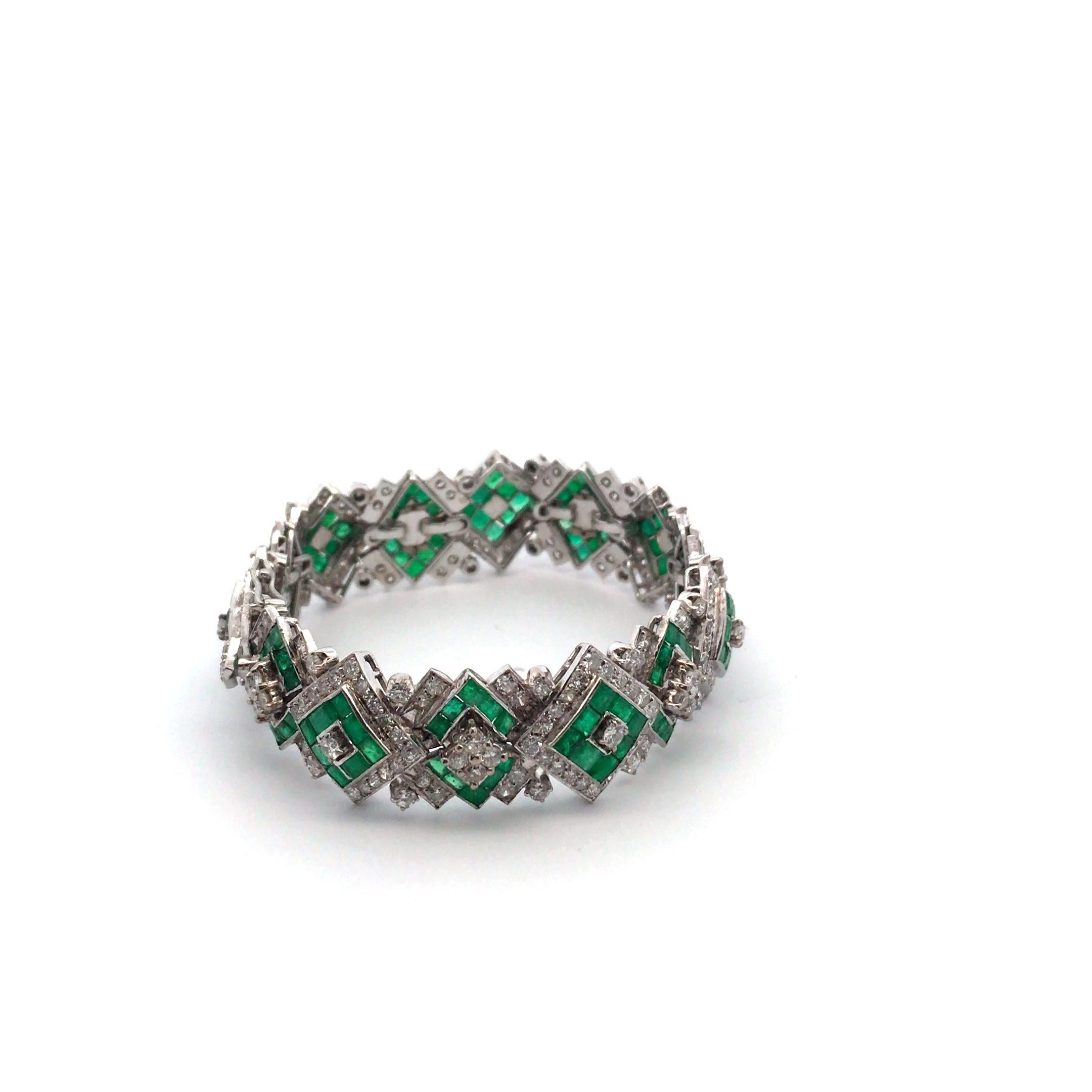 Bracciale con smeraldo e diamante in oro bianco 14 carati In condizioni ottime in vendita a Palm Desert, CA