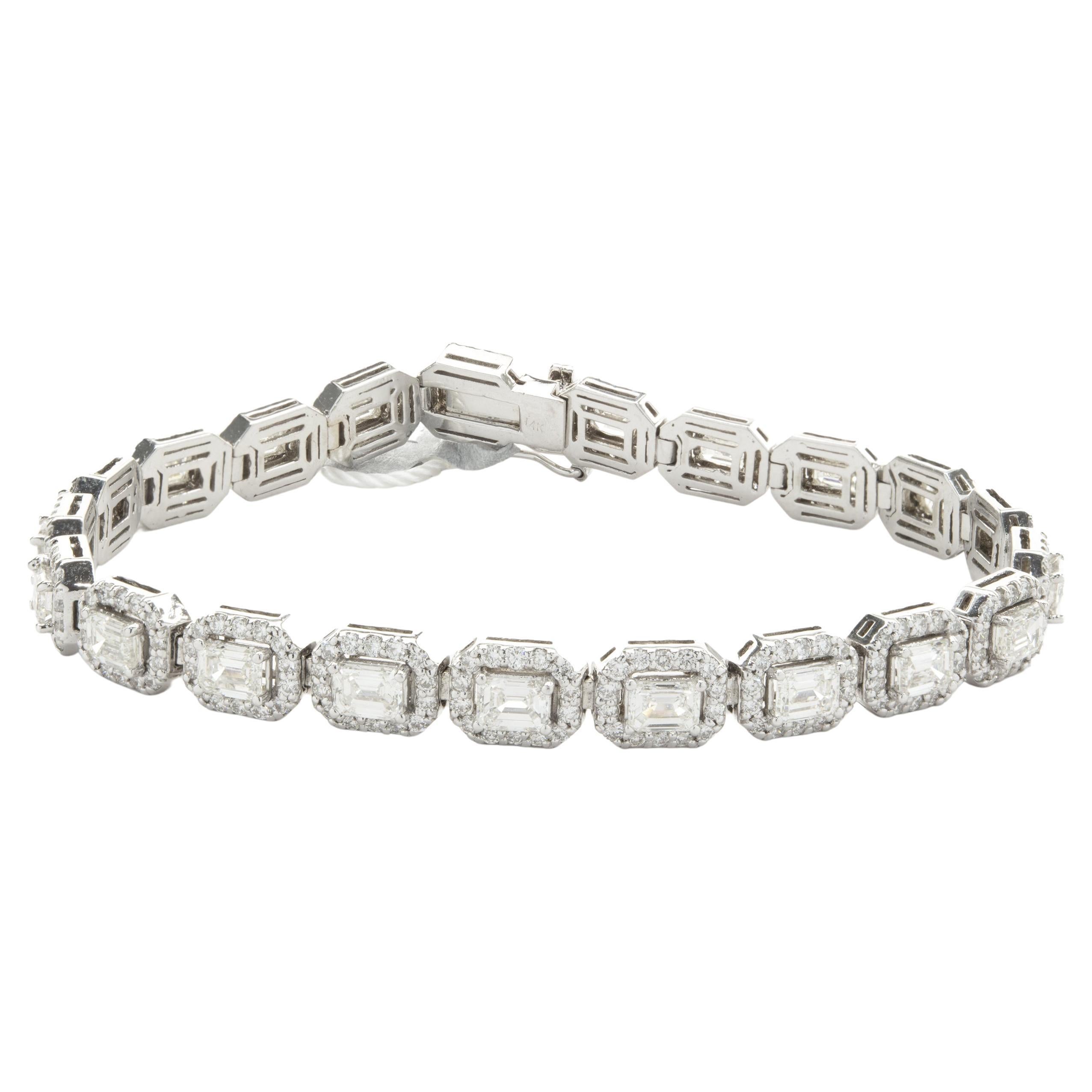 14 Karat White Gold Emerald Cut and Diamond Halo Tennis Bracelet For Sale