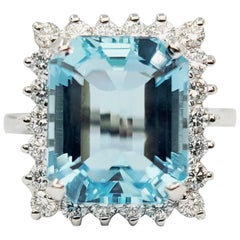 14 Karat White Gold Emerald Cut Aquamarine and Diamond Ring
