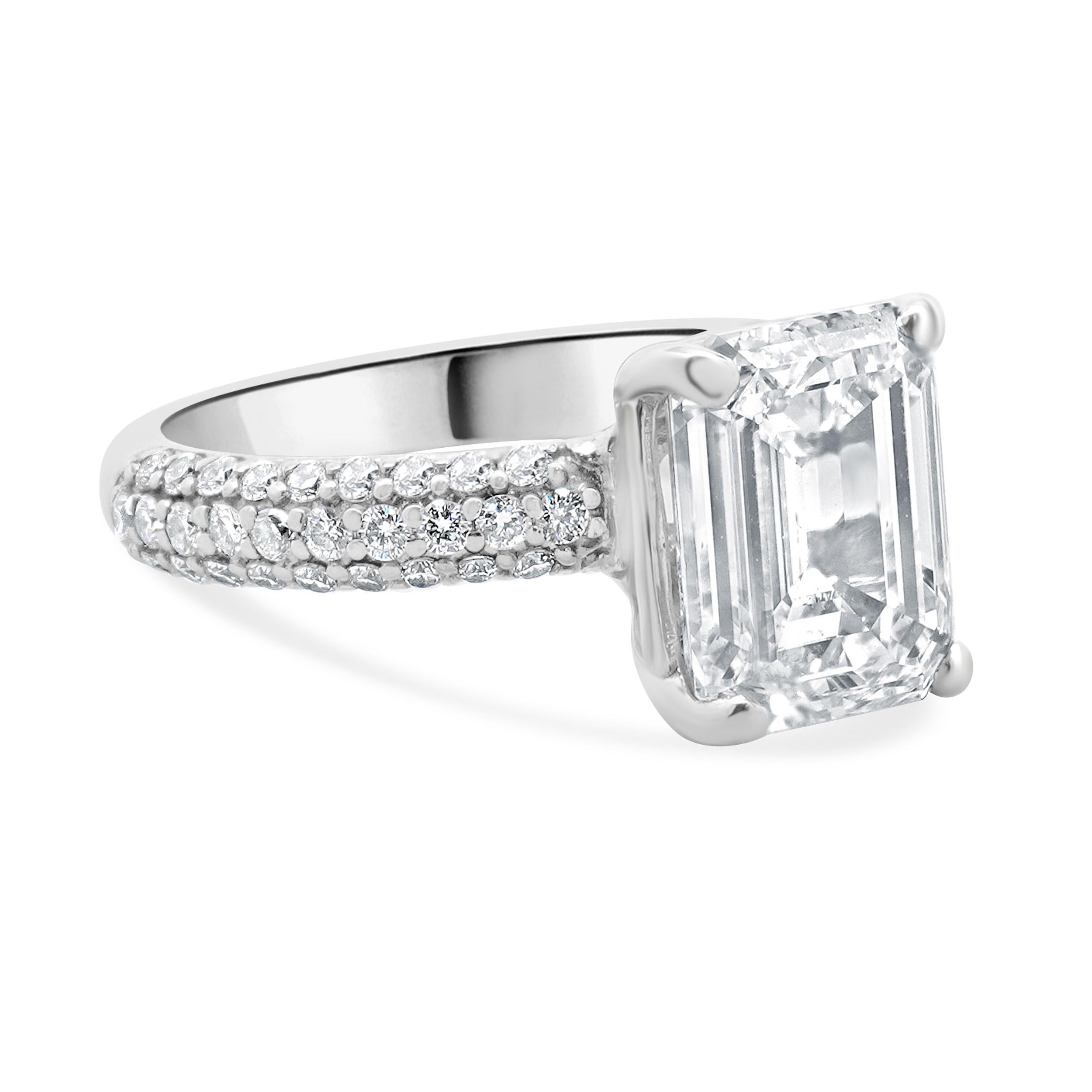 Women's 14 Karat White Gold Emerald Cut Diamond Engagement Ring For Sale