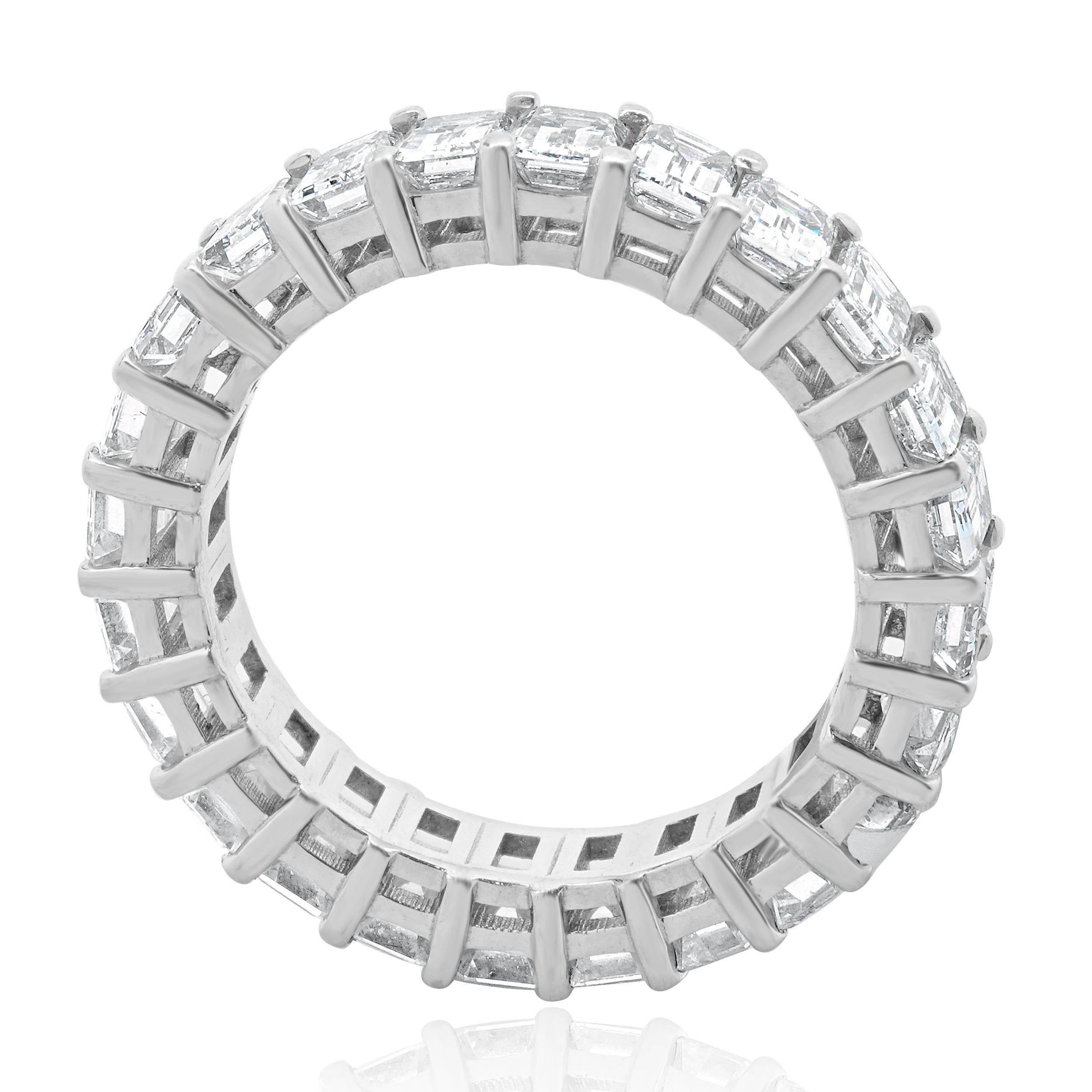 Taille émeraude Bracelet d'éternité en or blanc 14 carats avec diamants taille émeraude en vente