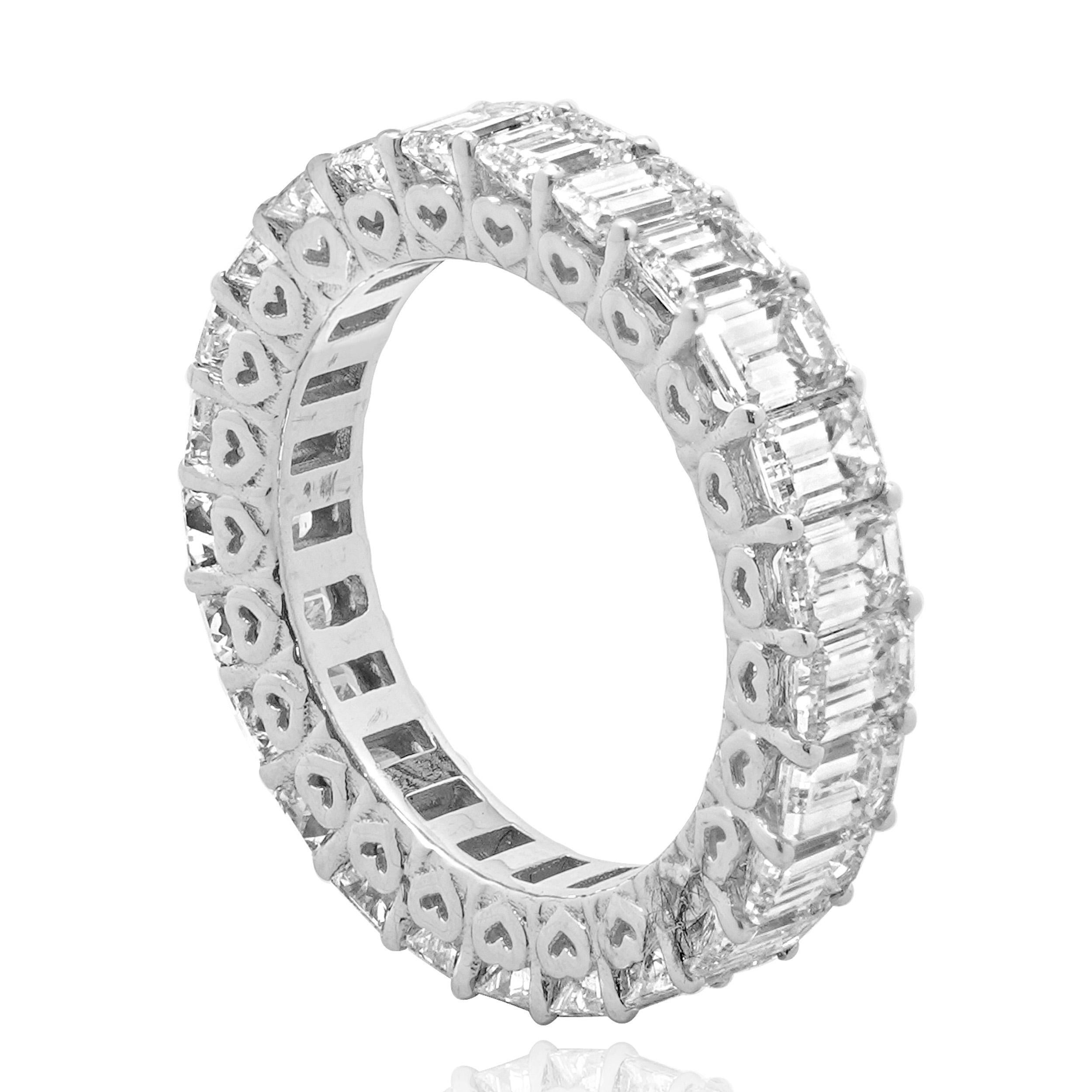 Women's 14 Karat White Gold Emerald Cut Diamond Eternity Band For Sale
