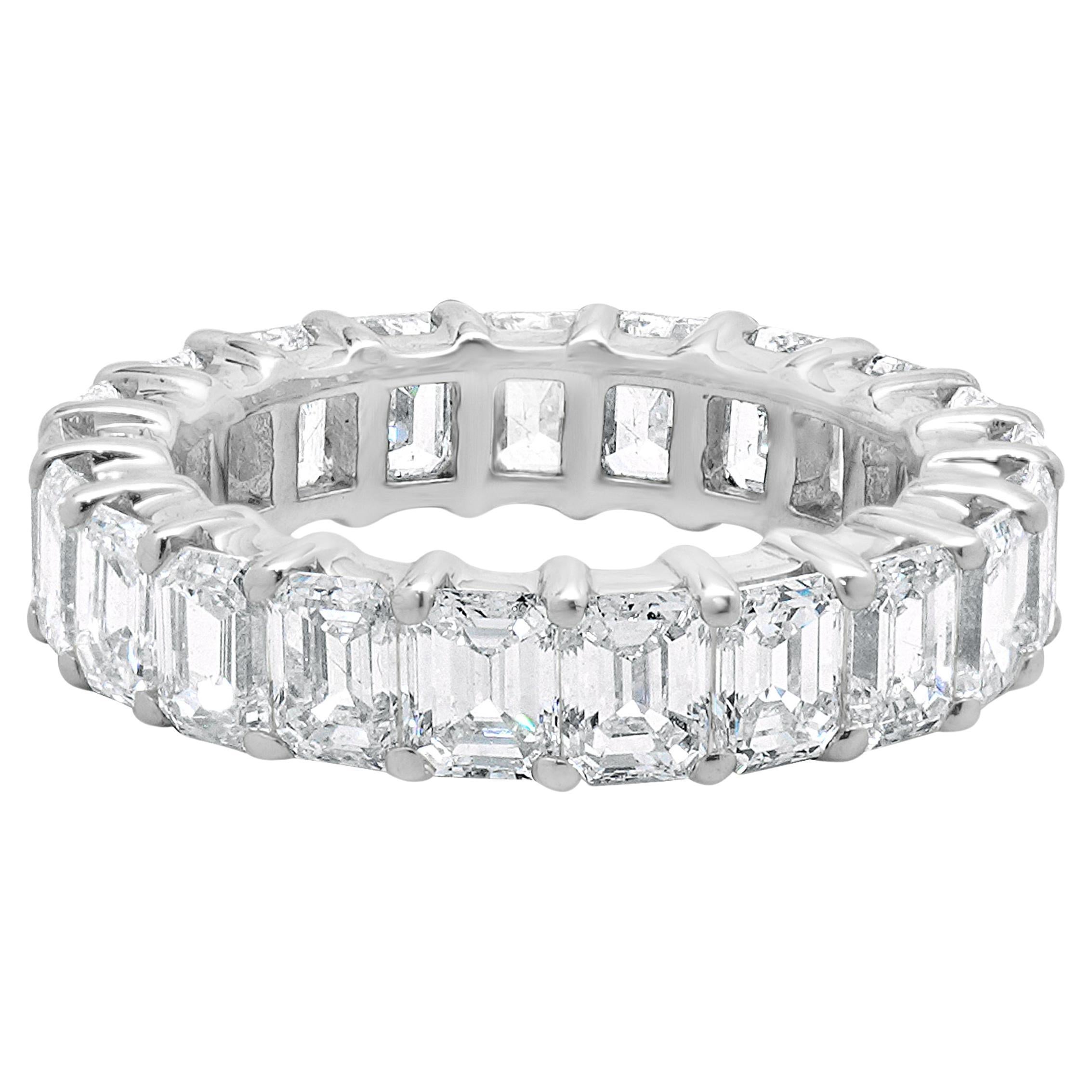 14 Karat White Gold Emerald Cut Diamond Eternity Ring For Sale