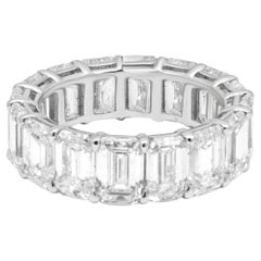 14 Karat Weißgold Smaragdschliff Eternity Diamantring