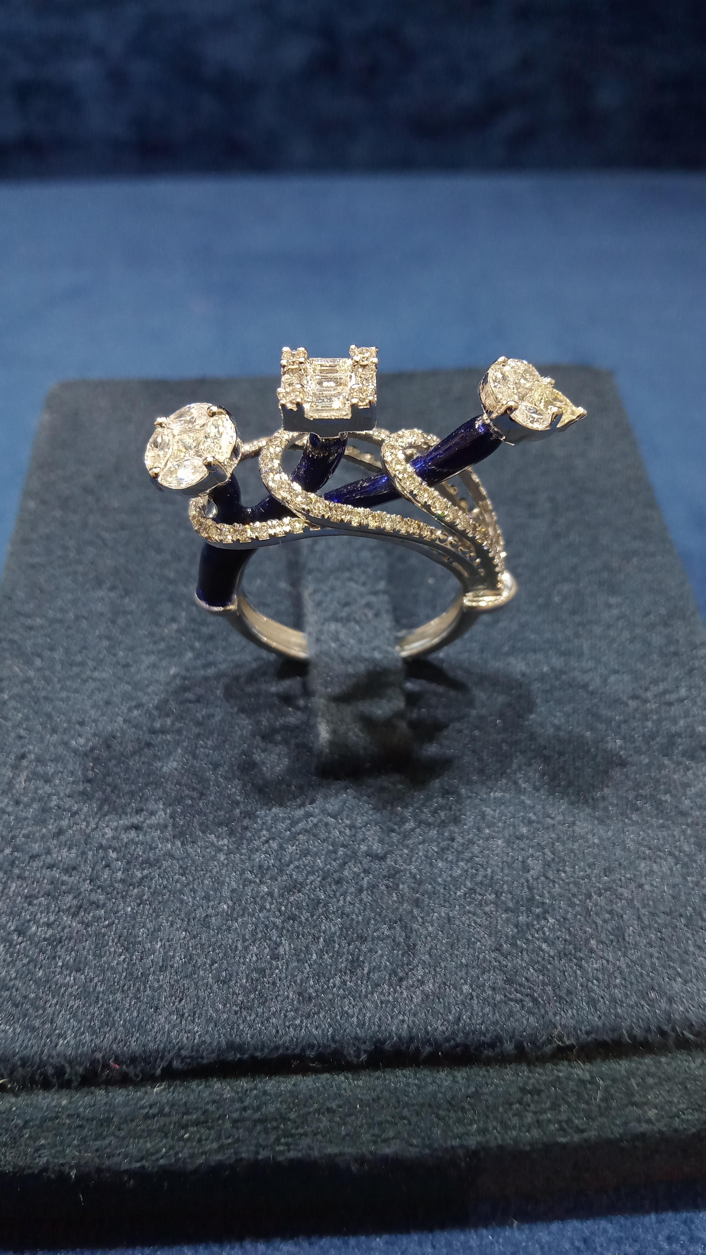 For Sale:  14 Karat White Gold Enamel Fancy Shape White Diamond Ring 3