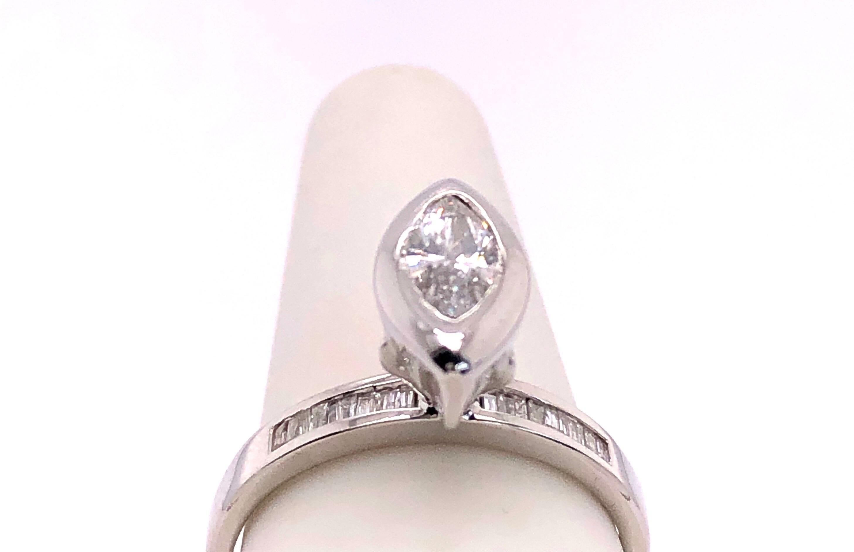 14 Karat White Gold Engagement Ring 1.10 Total Diamond Weight For Sale 5