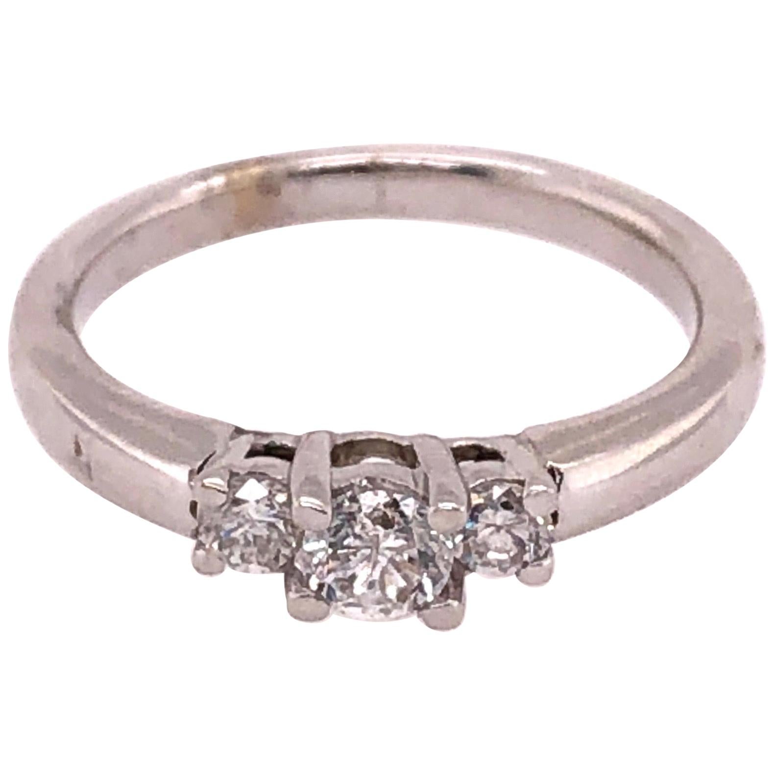14 Karat White Gold Engagement Ring / Band 0.50 Total Diamond Weight For Sale