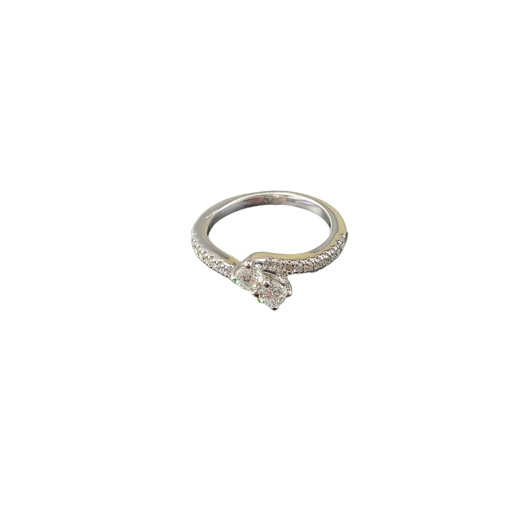 14 Karat White Gold 