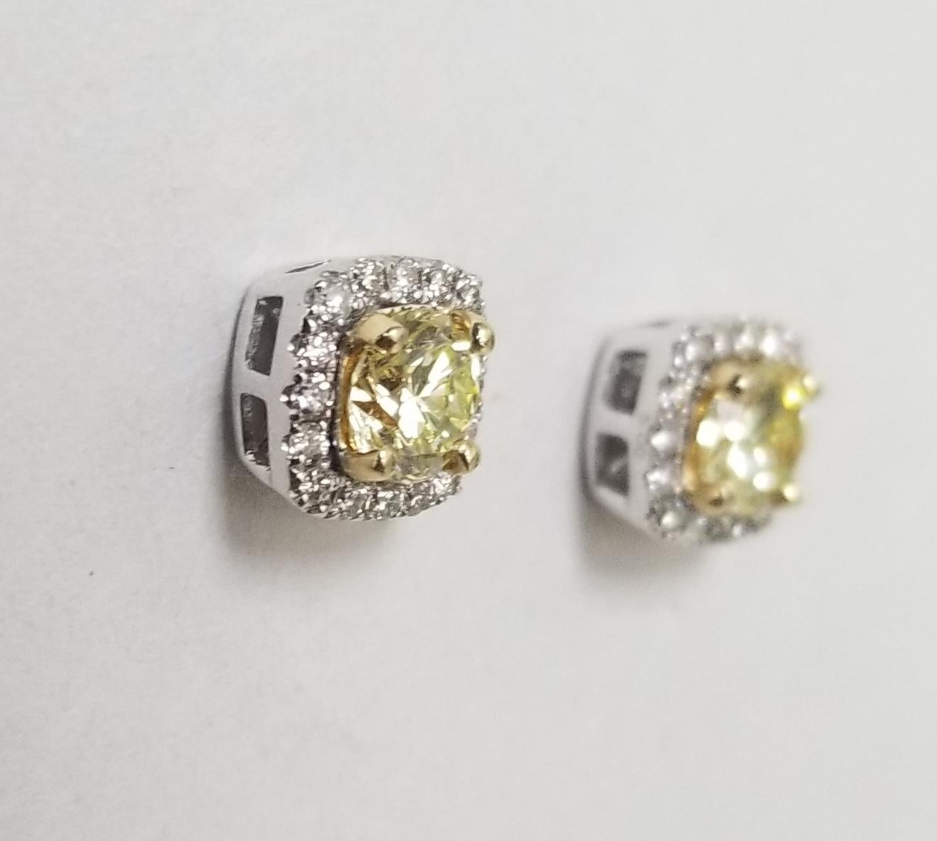 14 Karat White Gold Fancy Yellow Diamonds Earrings In New Condition In Los Angeles, CA