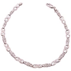 Pulsera de moda de oro blanco de 14 quilates con diamantes redondos