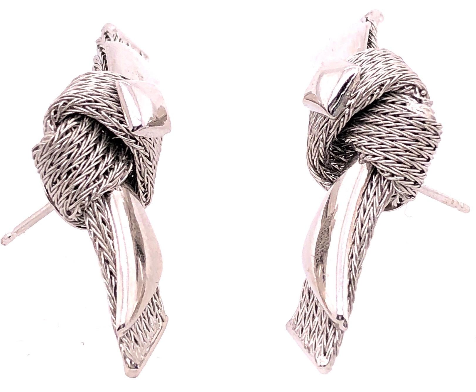 14 Karat White Gold Fashion Knot Earrings For Sale 3