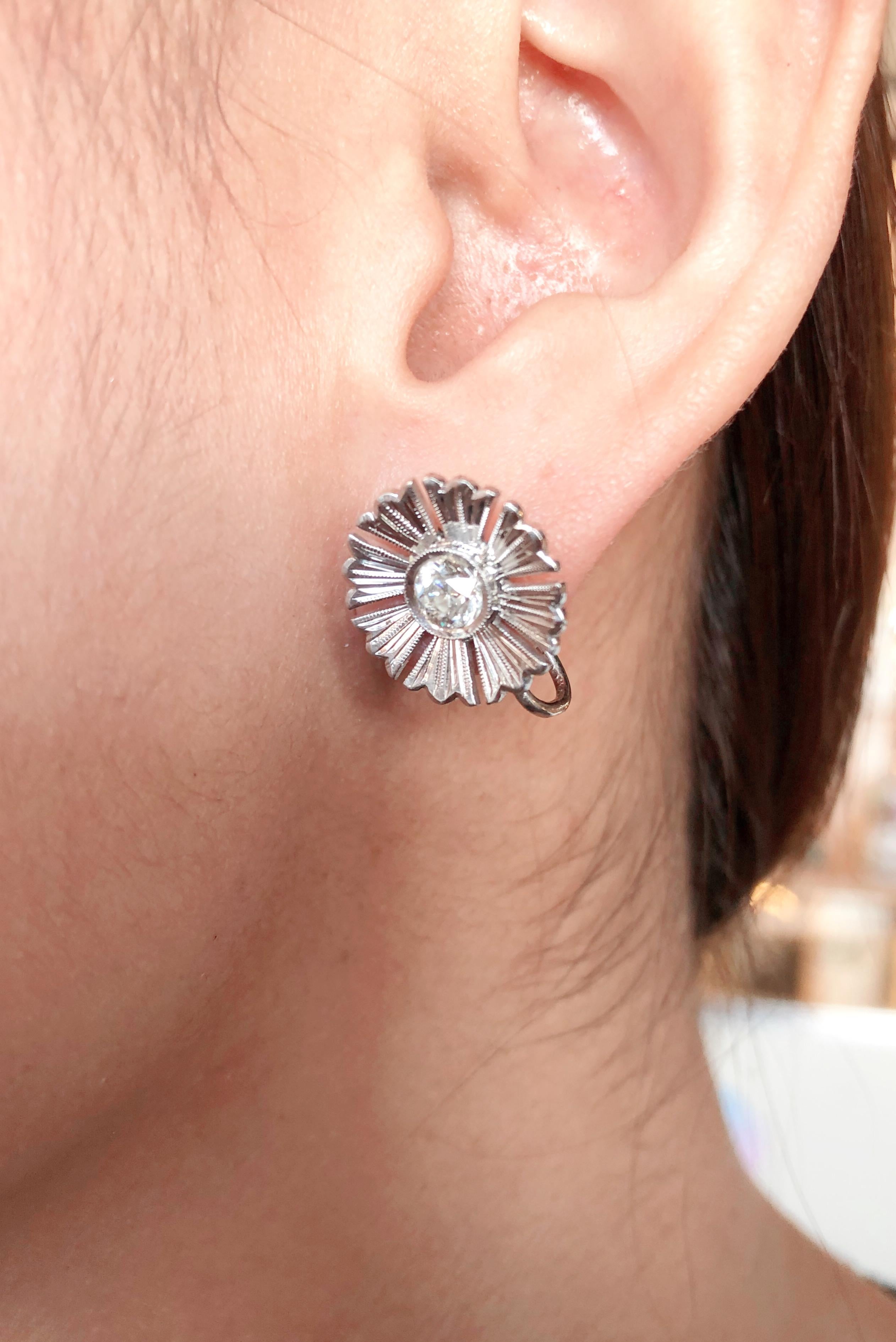 14 Karat Weißgold Mode-Ohrringe ohne Pierce mit Diamanten im Angebot 2