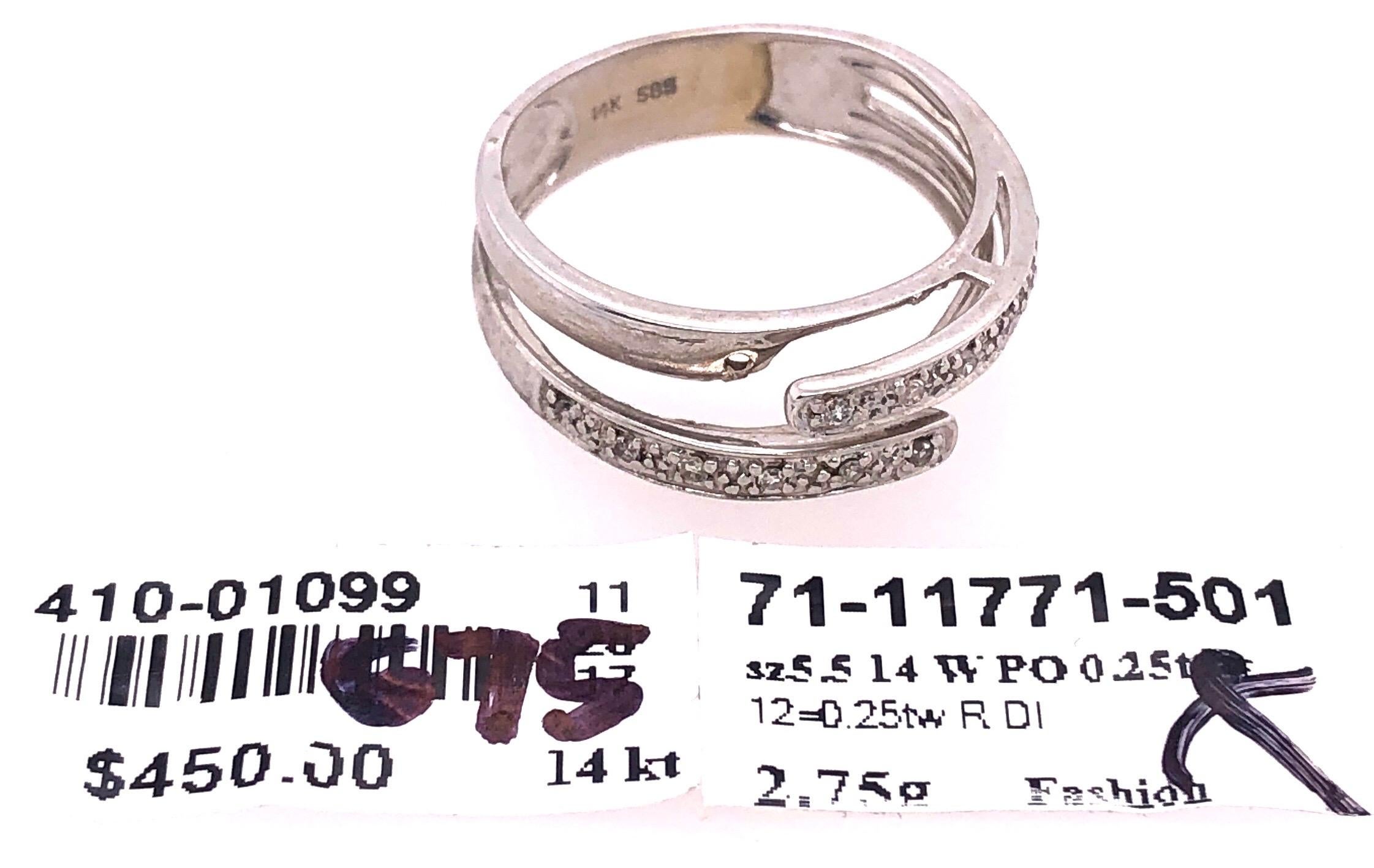 14 Karat White Gold Fashion Ring Band with Diamonds 0.25 TDW For Sale 1