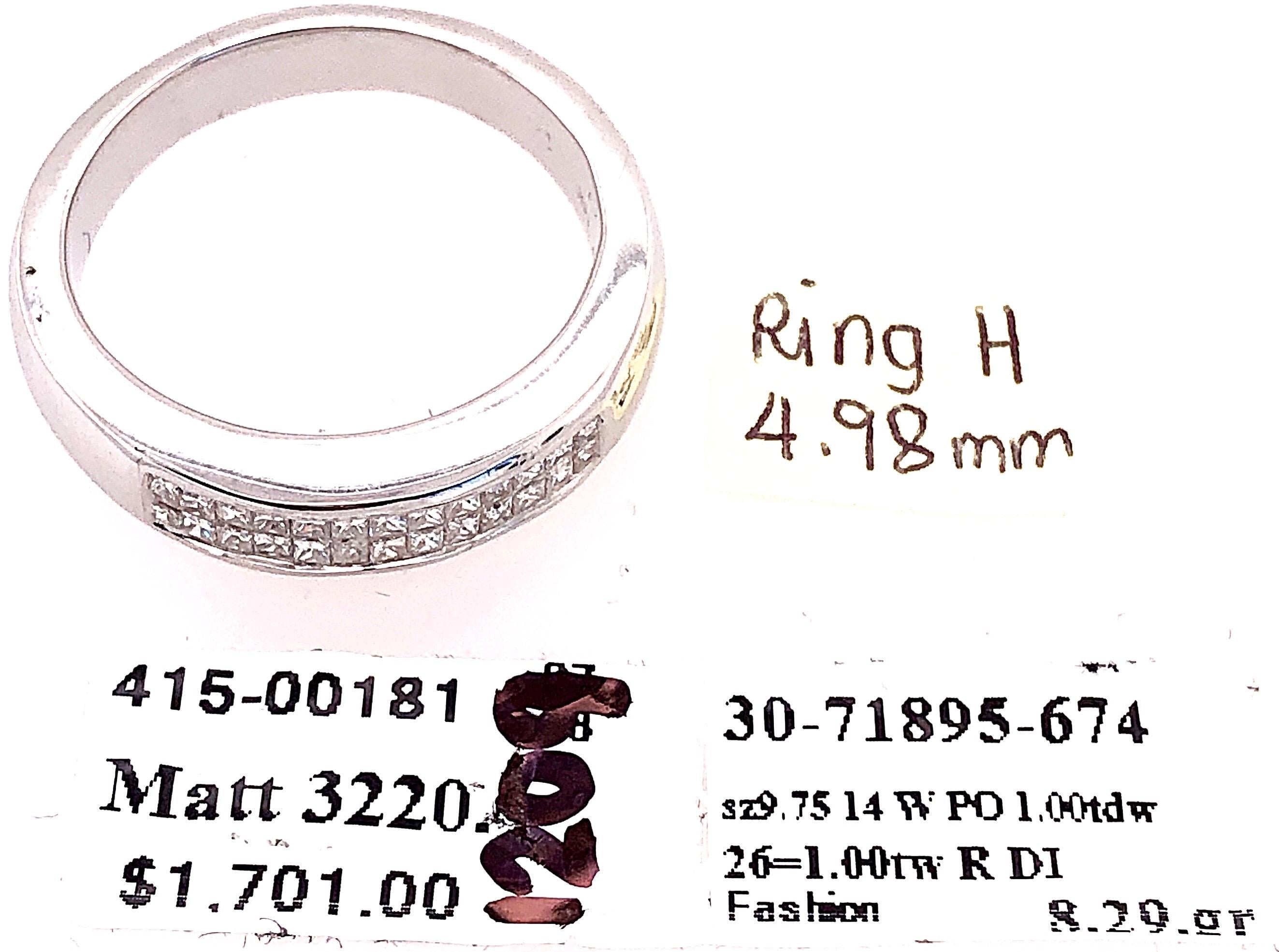 14 Karat White Gold Fashion Ring with Diamonds For Sale 4