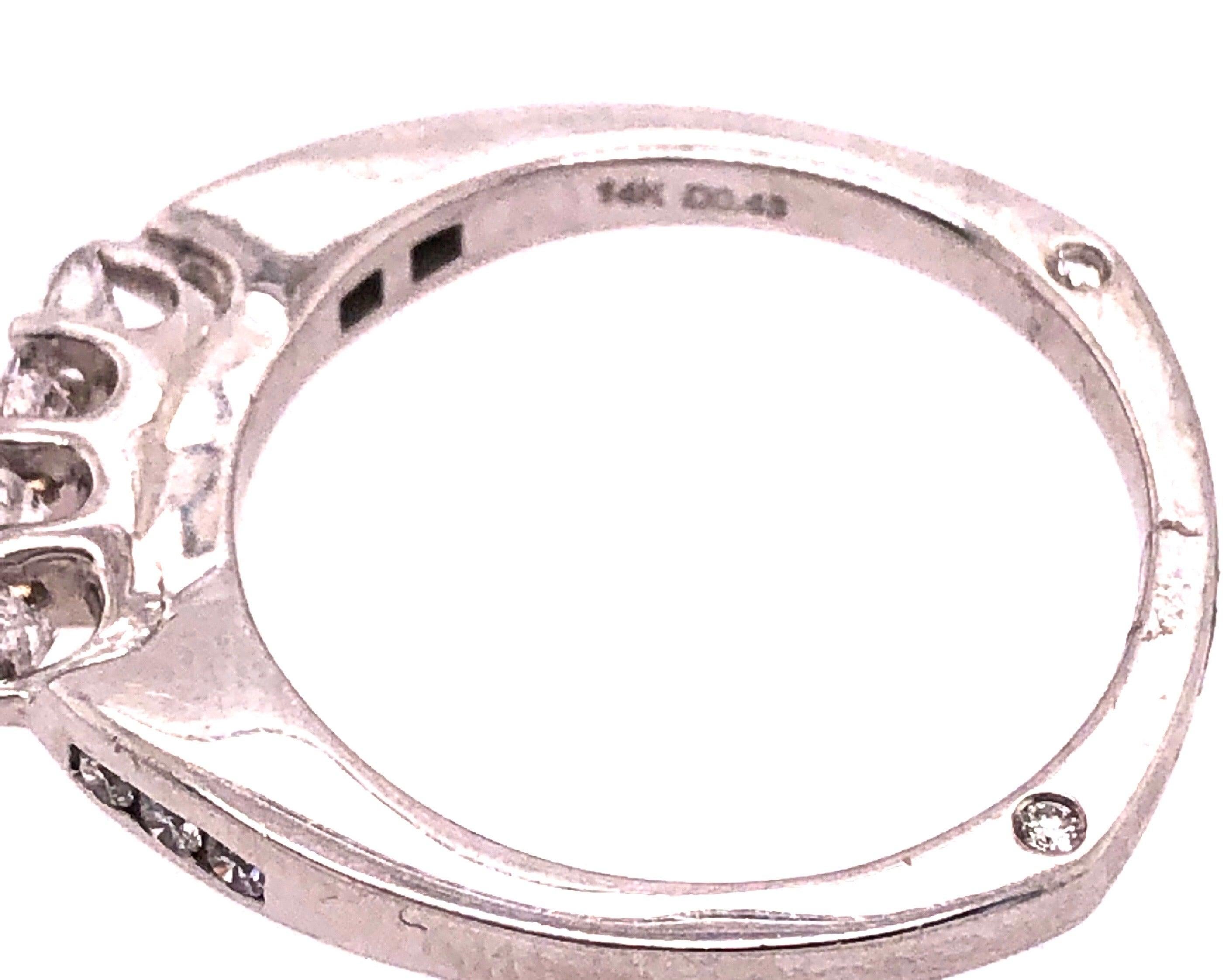 For Sale:  14 Karat White Gold Fashion Wedding Bridal Band Ring with Diamonds 7